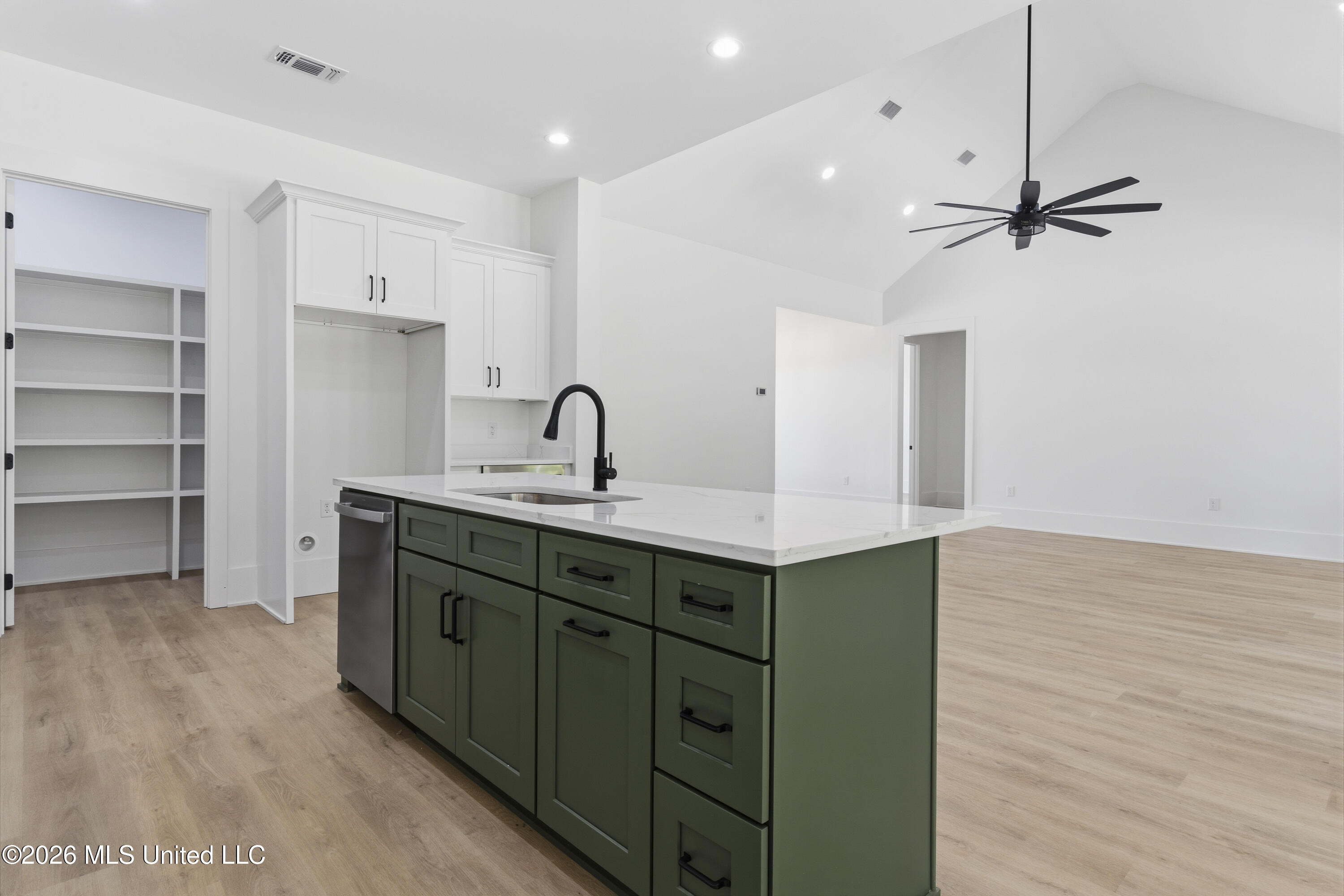 4180 Longleaf Place Property Photo 18
