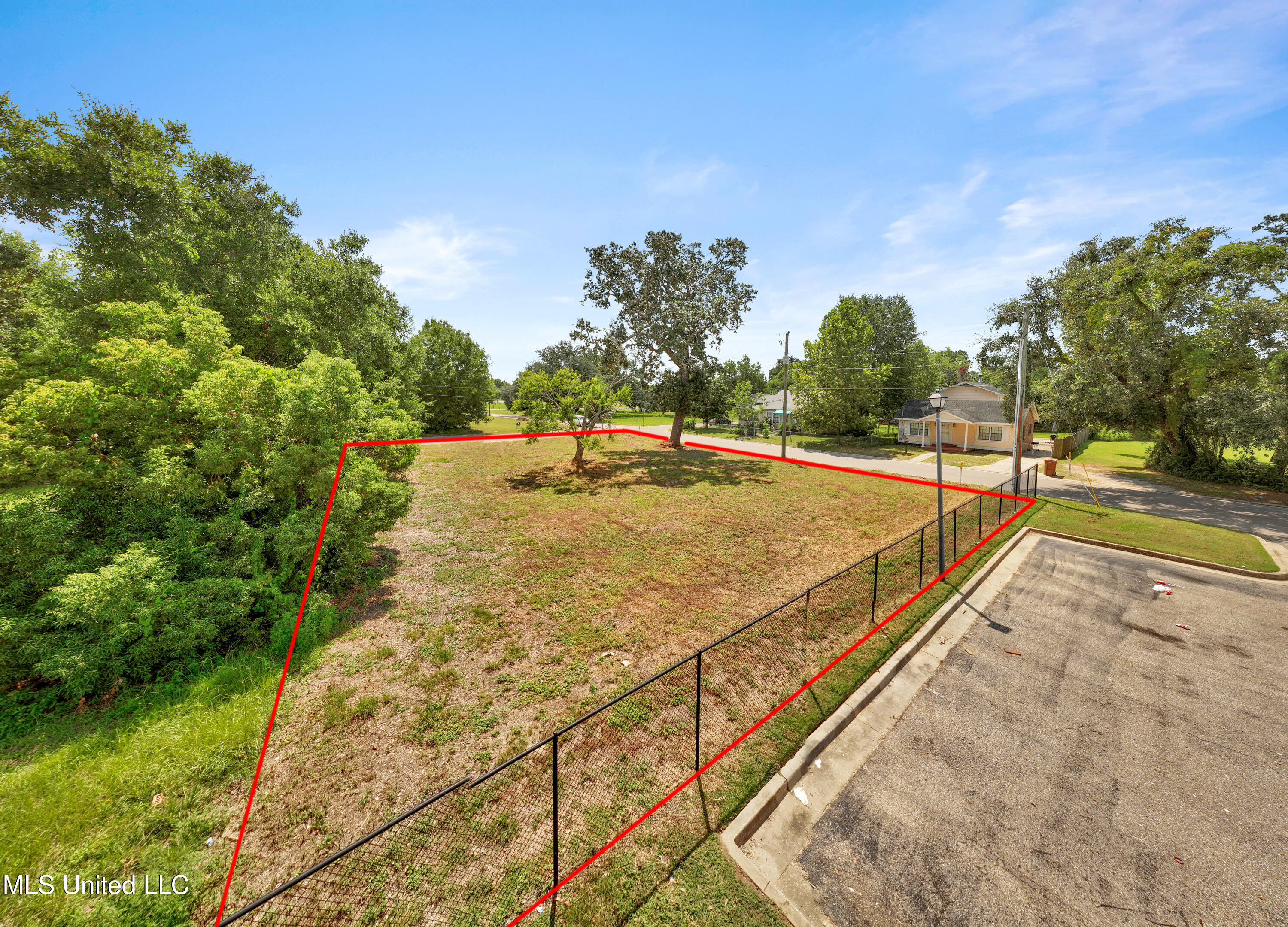 427 Heidenheim Avenue Property Photo 2