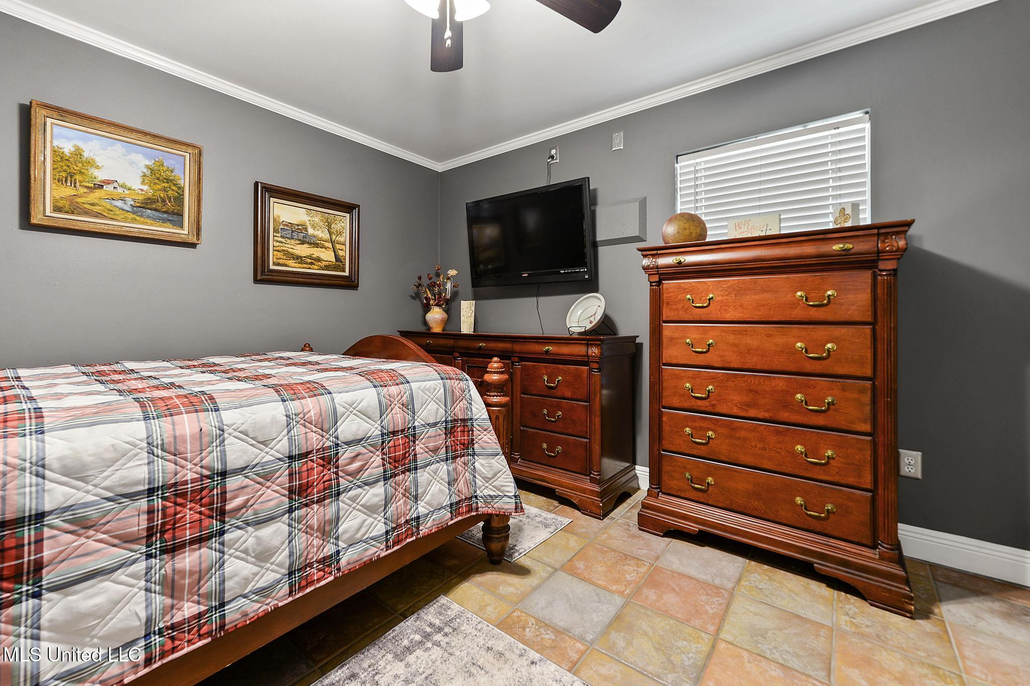 19085 Commission Road Property Photo 26