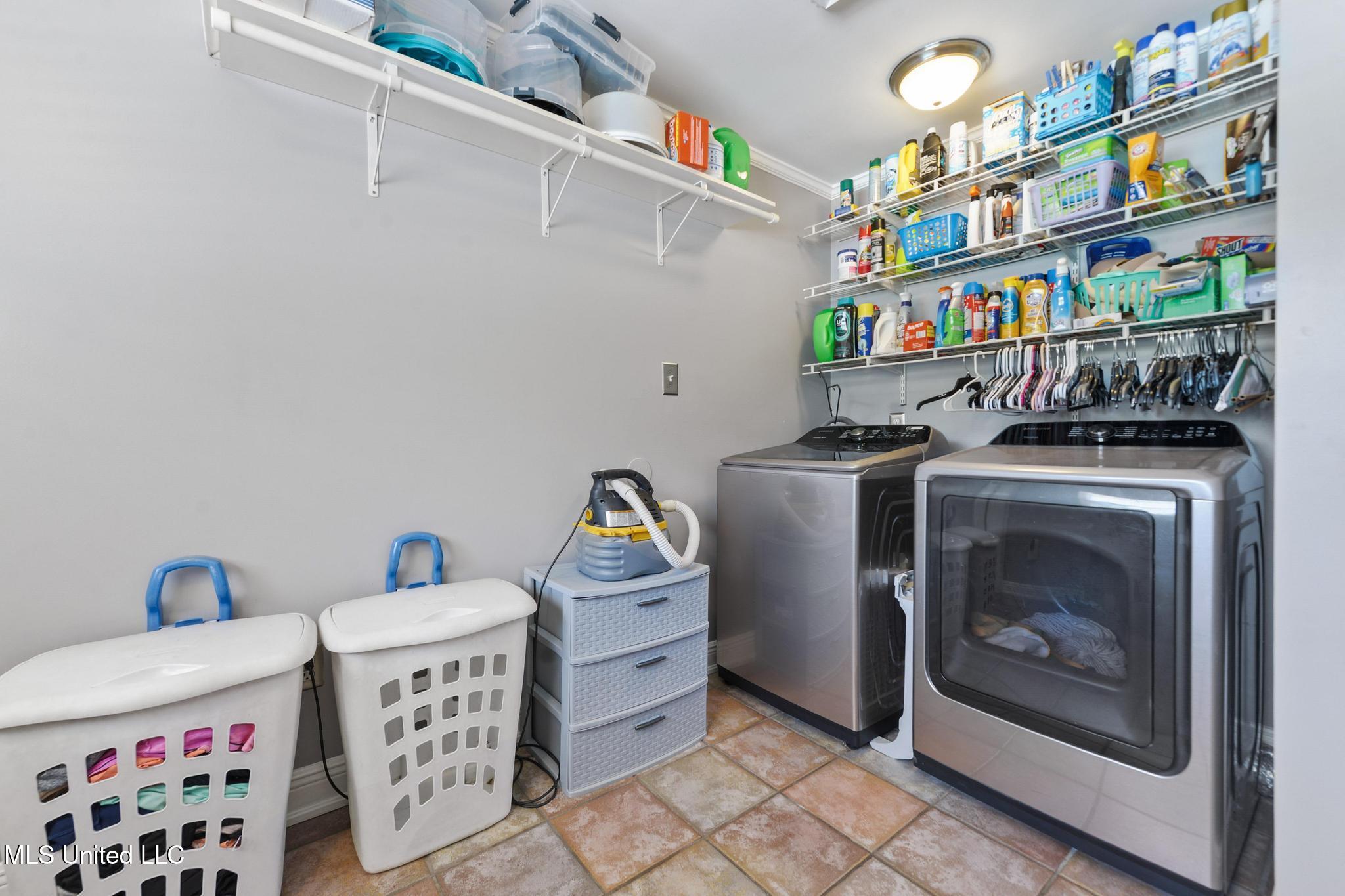 19085 Commission Road Property Photo 29