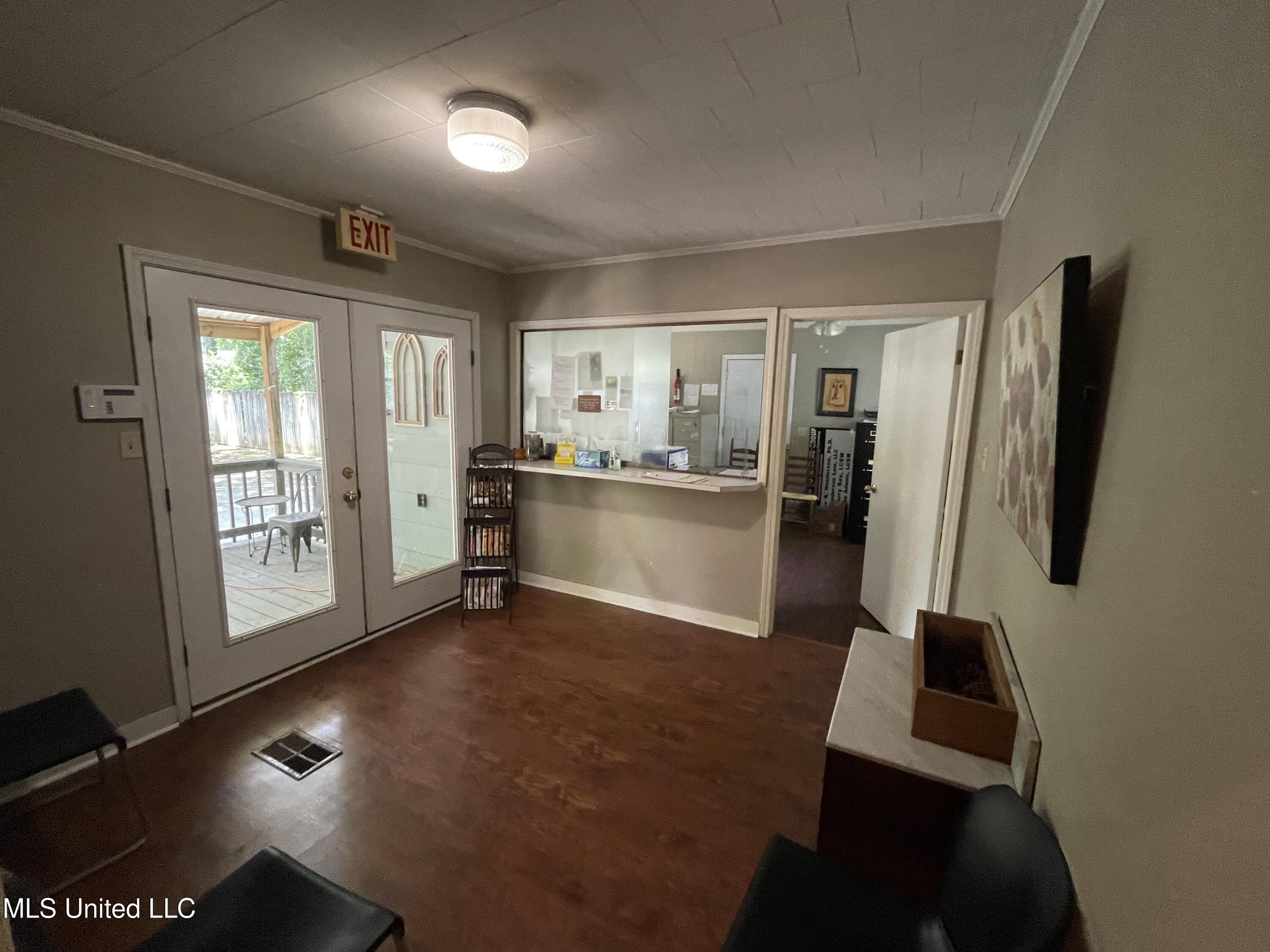 115 North Cleveland Avenue Property Photo 9