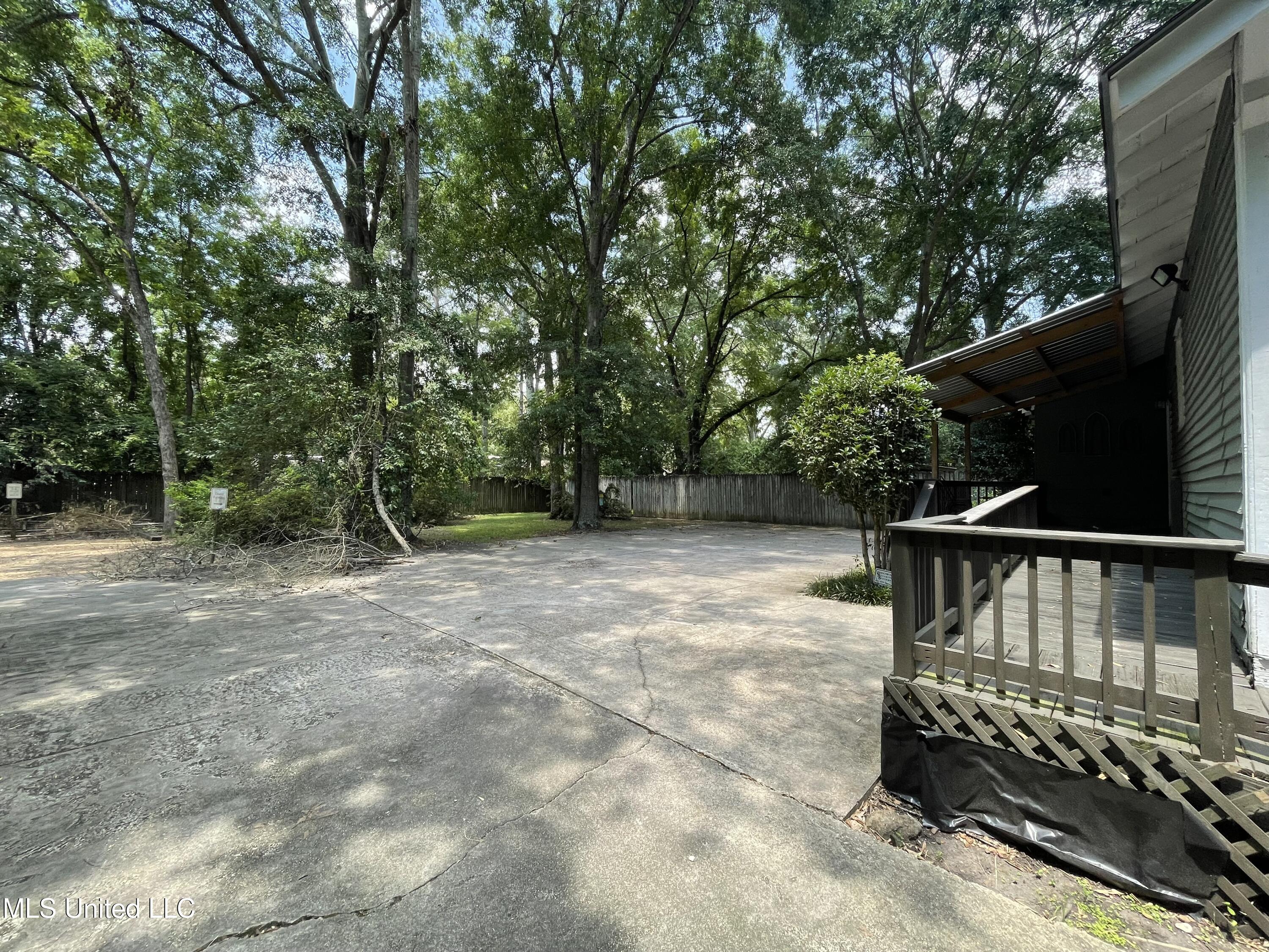 115 North Cleveland Avenue Property Photo 12