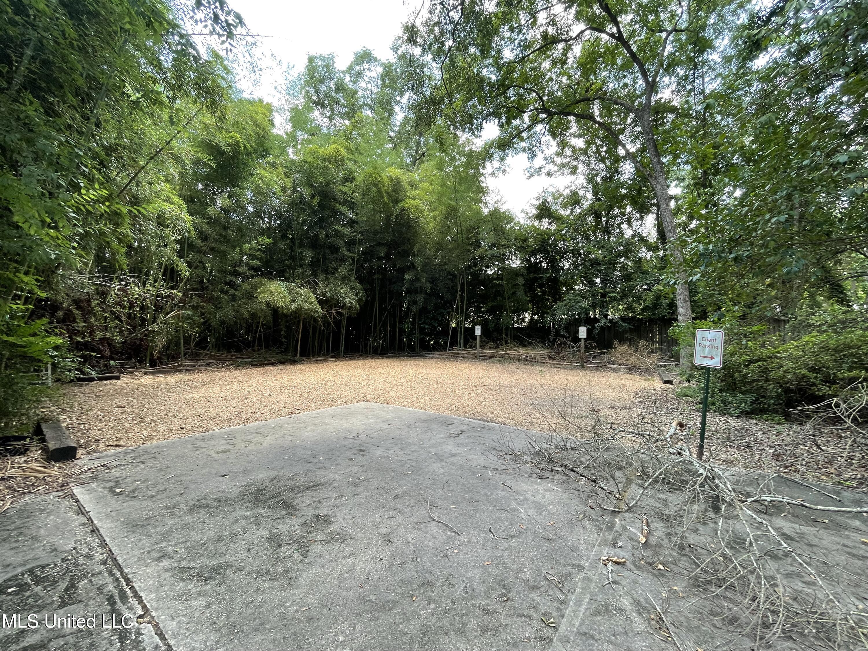 115 North Cleveland Avenue Property Photo 14