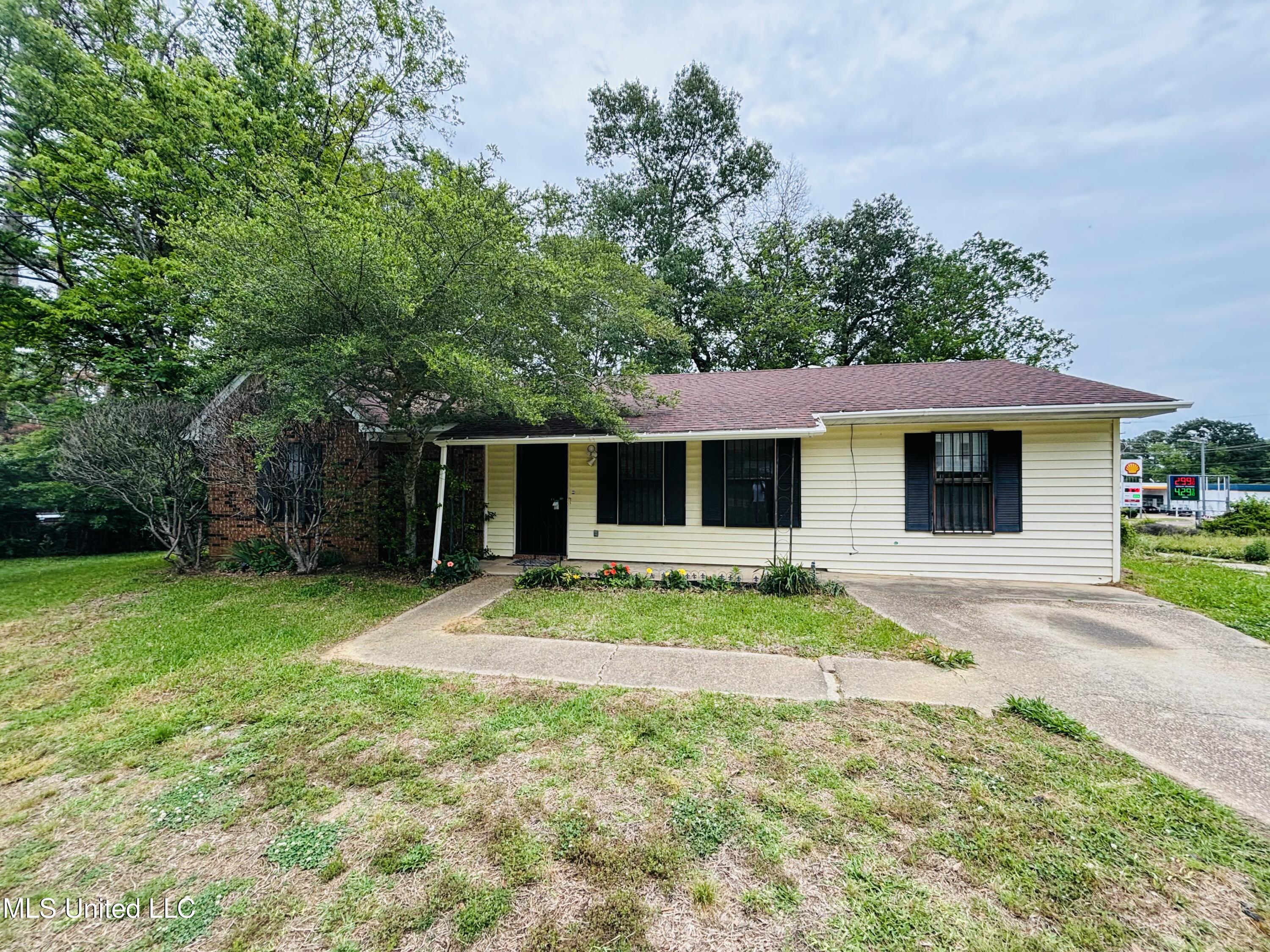 248 Kimbrough Drive Property Photo 1