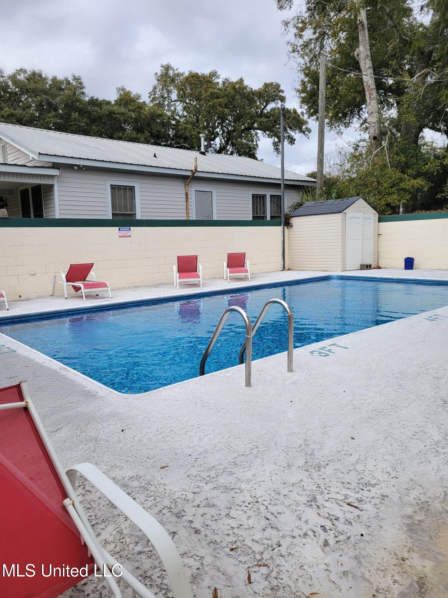 133 Hopkins Boulevard Property Photo 11