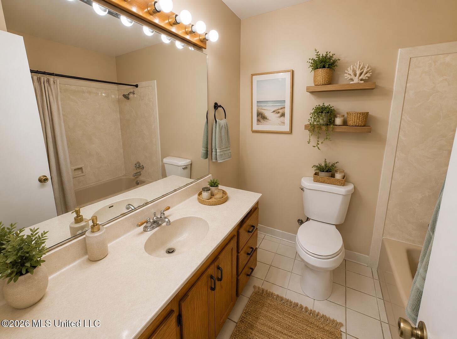 15309 Royal Street Property Photo 6