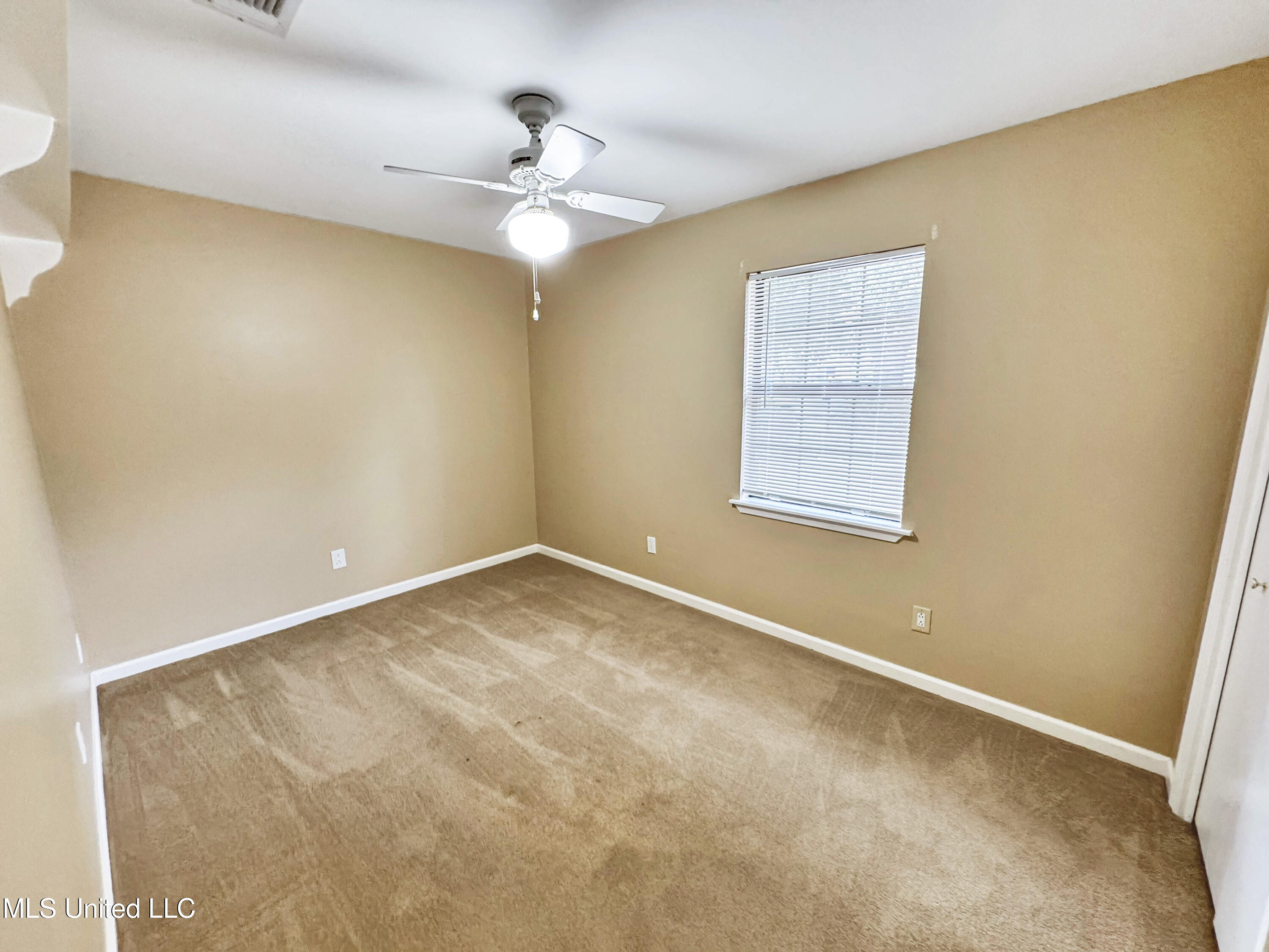 15309 Royal Street Property Photo 21