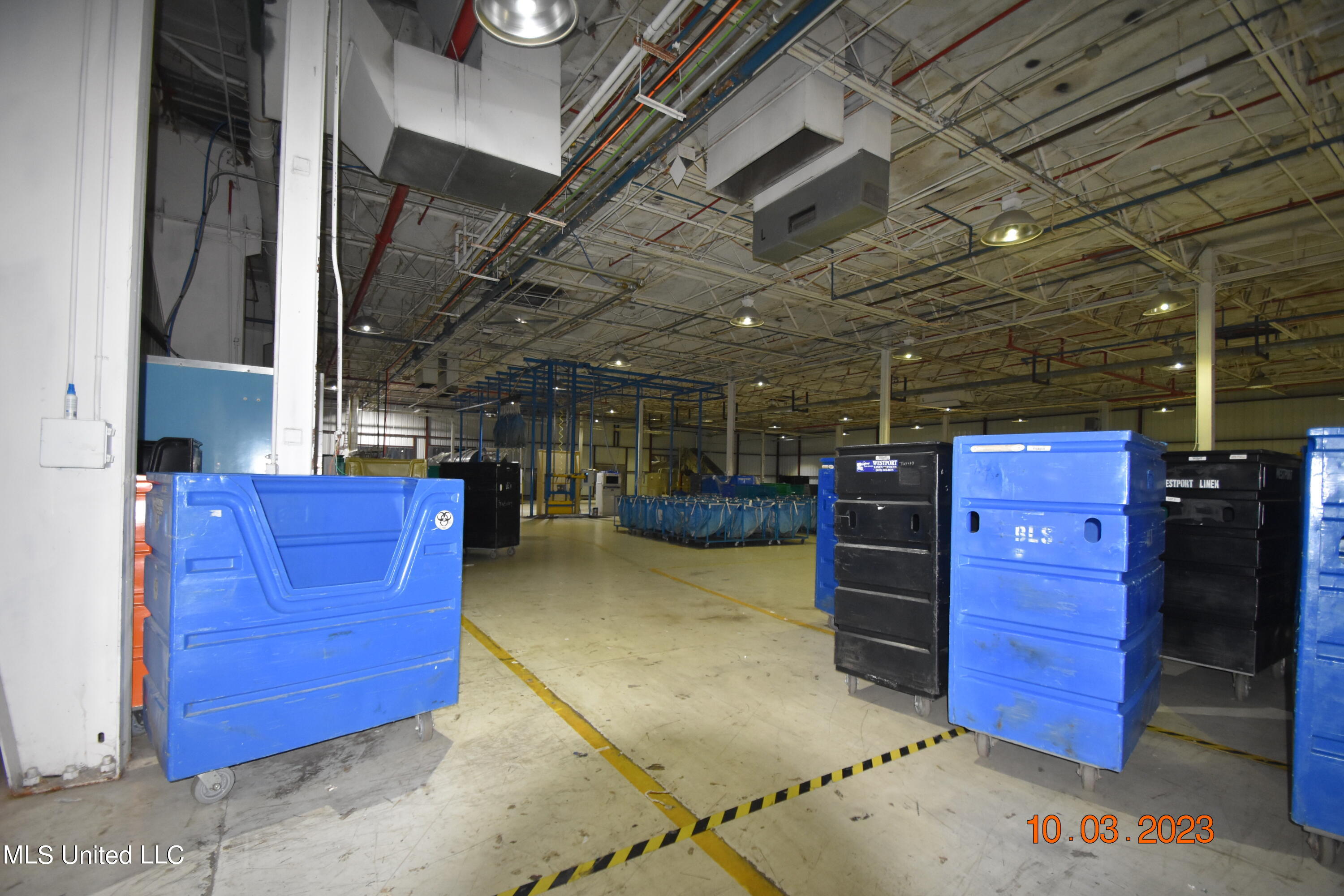 956 N Broadway Street Property Photo 26