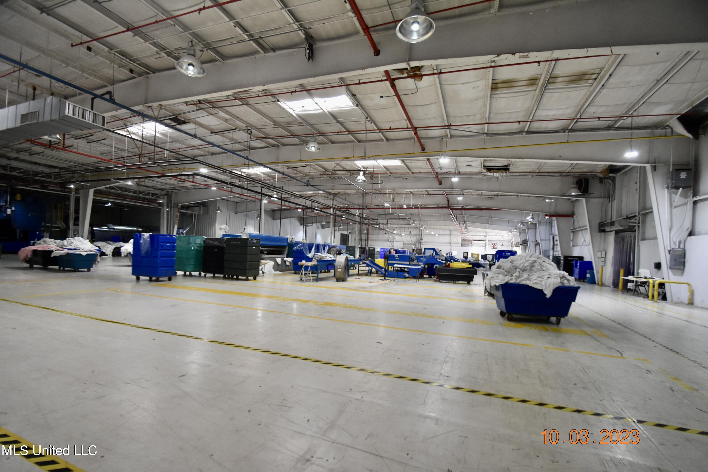 956 N Broadway Street Property Photo 55