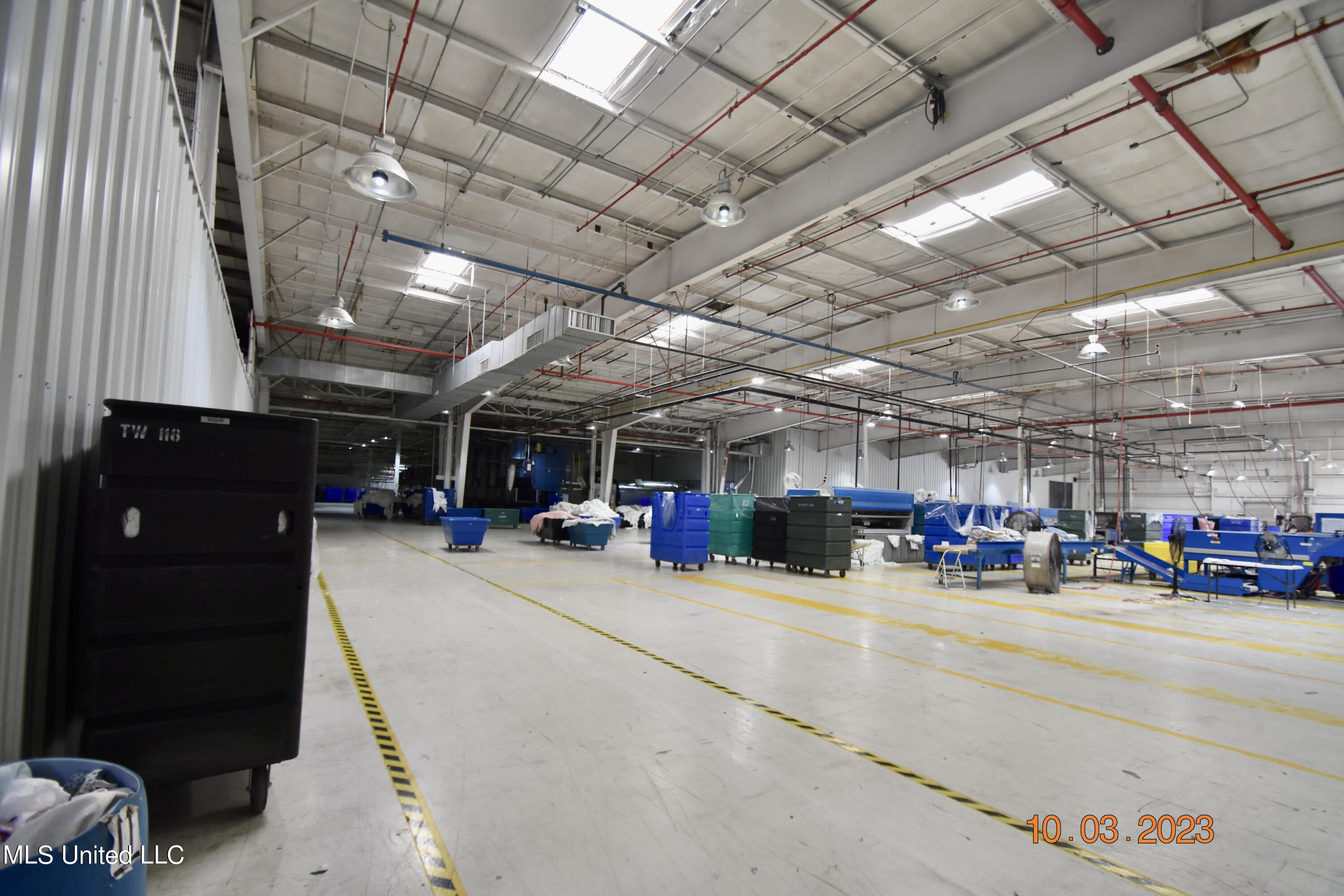 956 N Broadway Street Property Photo 56