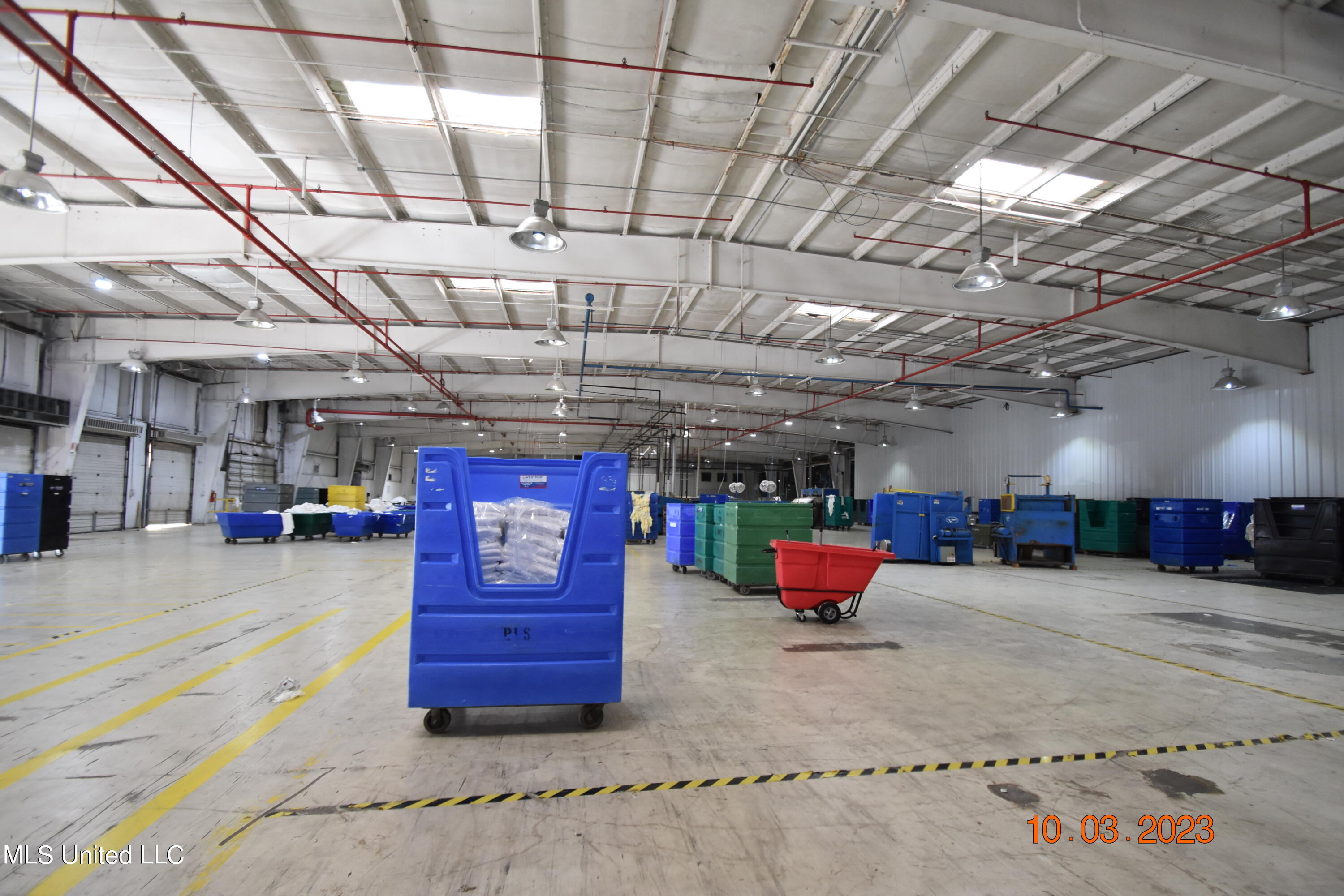 956 N Broadway Street Property Photo 61