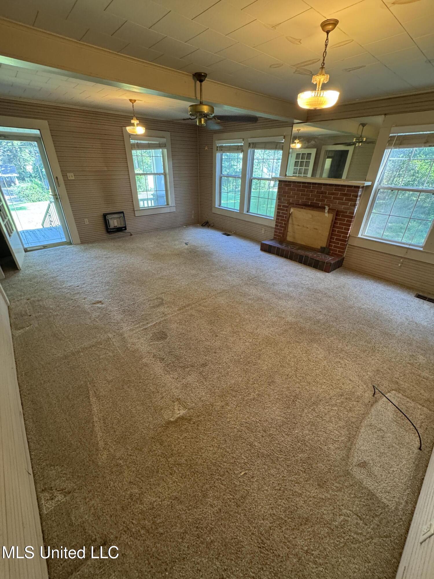 111 Lilly Scott Drive Property Photo 8