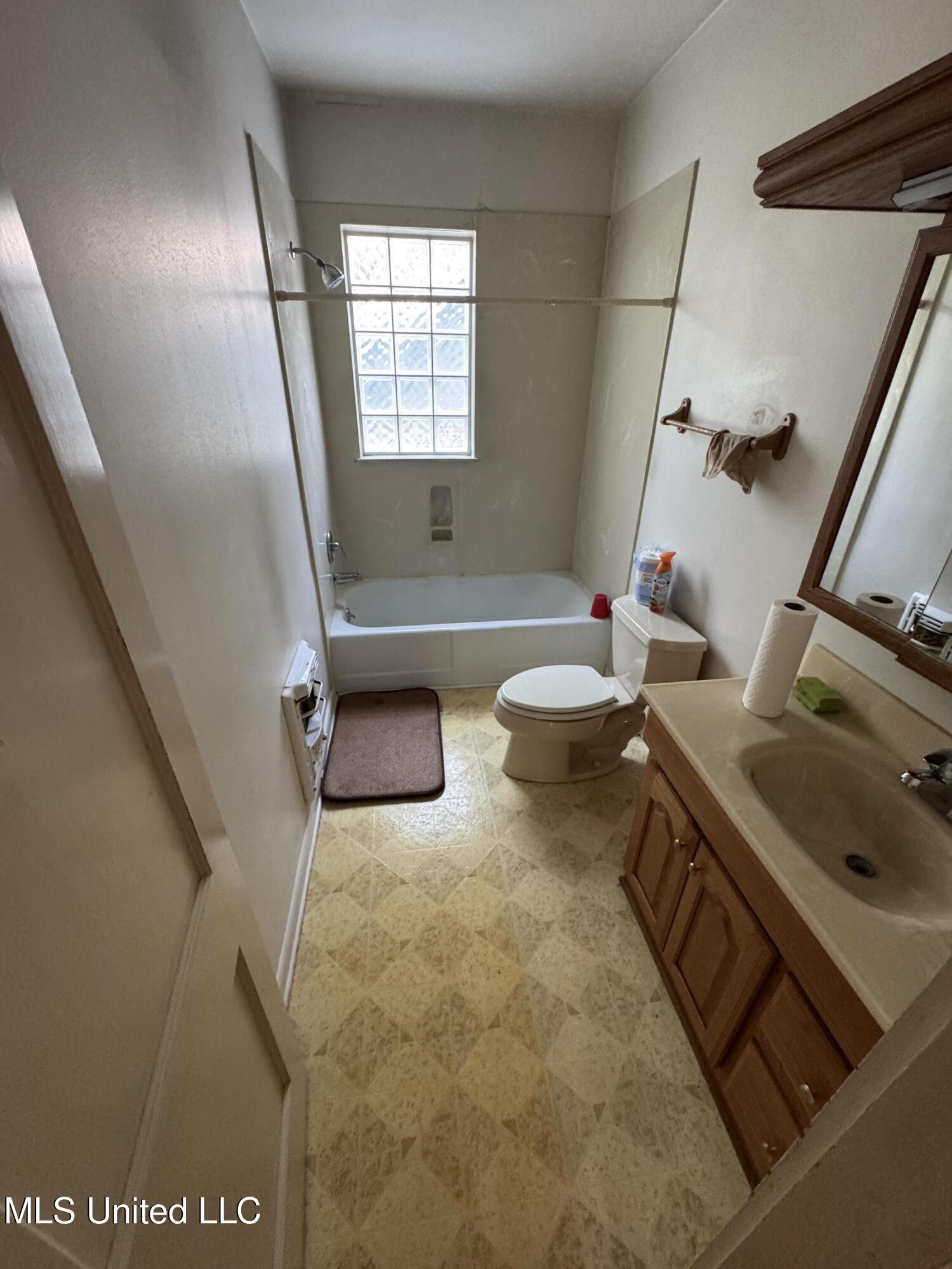 111 Lilly Scott Drive Property Photo 11