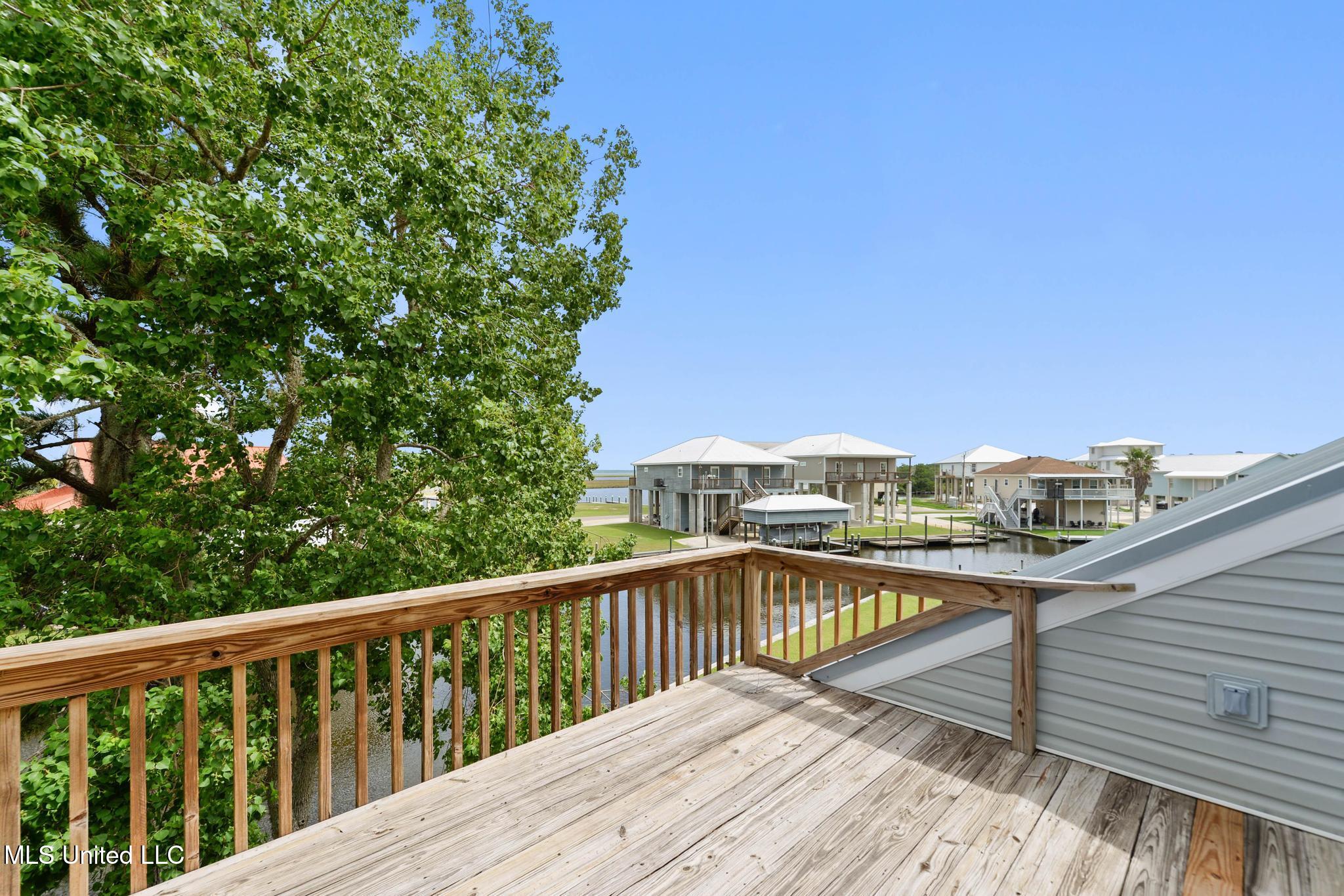 424 Riverview Drive Property Photo 21