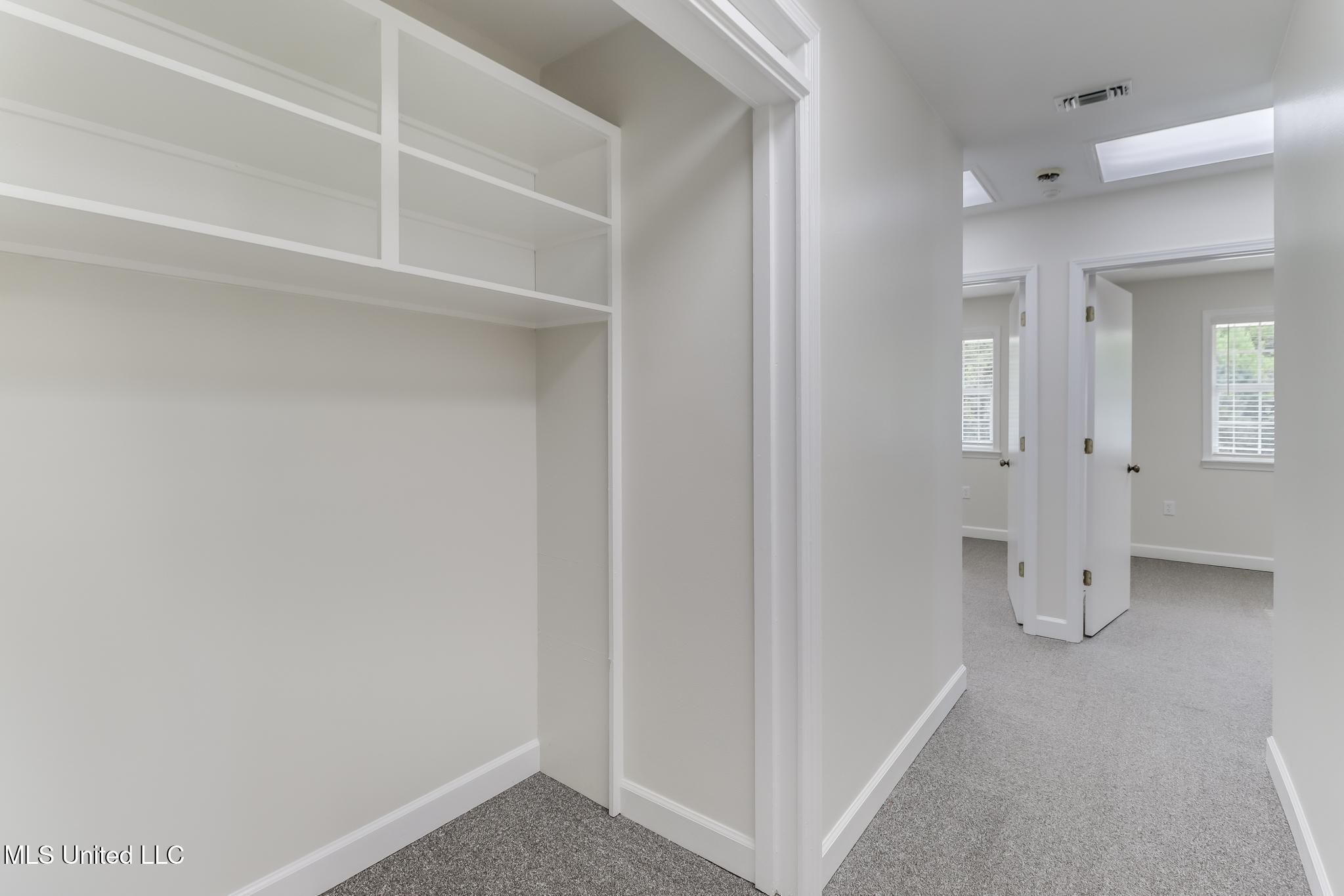 831 Highway 90 Property Photo 8