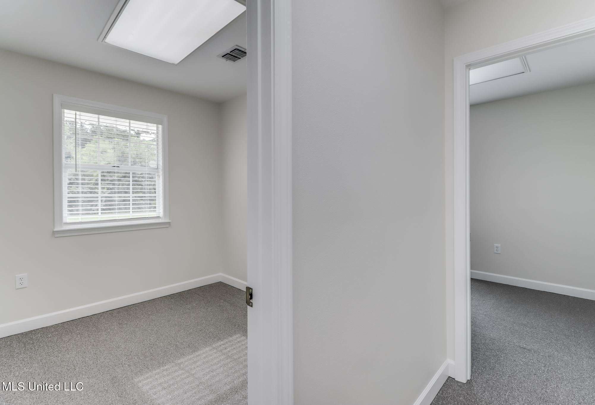 831 Highway 90 Property Photo 9