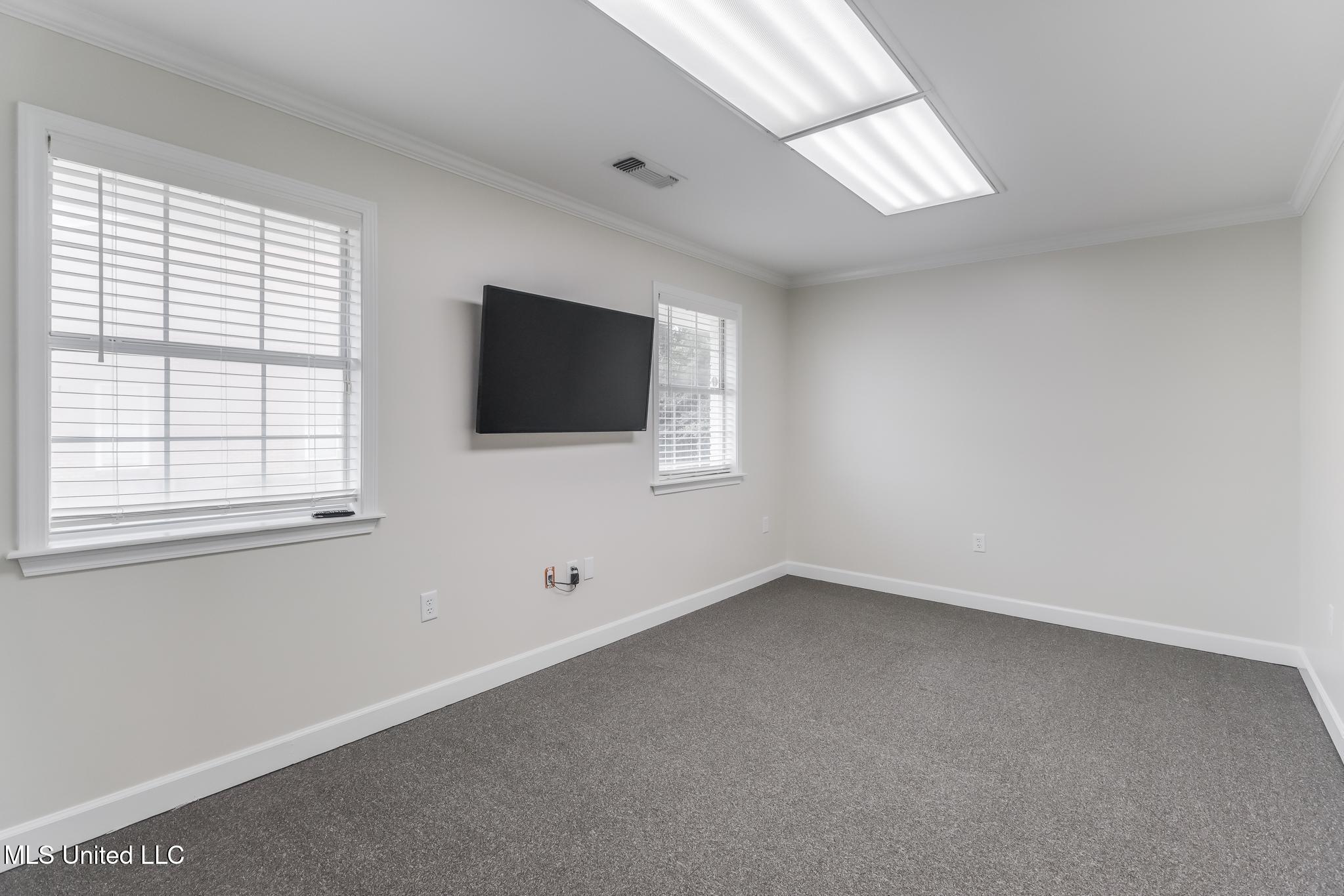 831 Highway 90 Property Photo 20