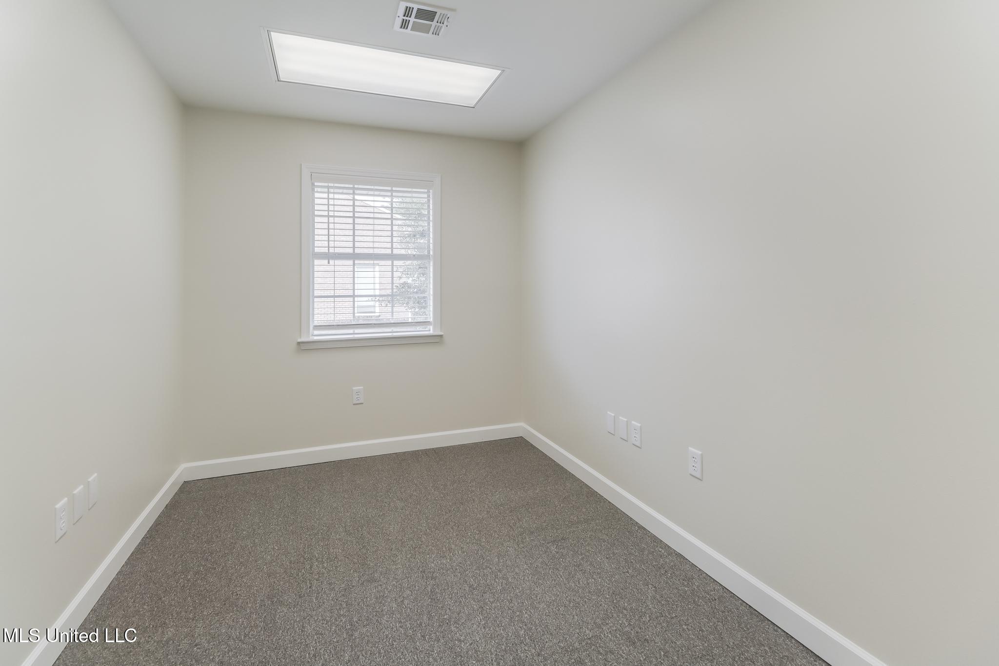 831 Highway 90 Property Photo 26