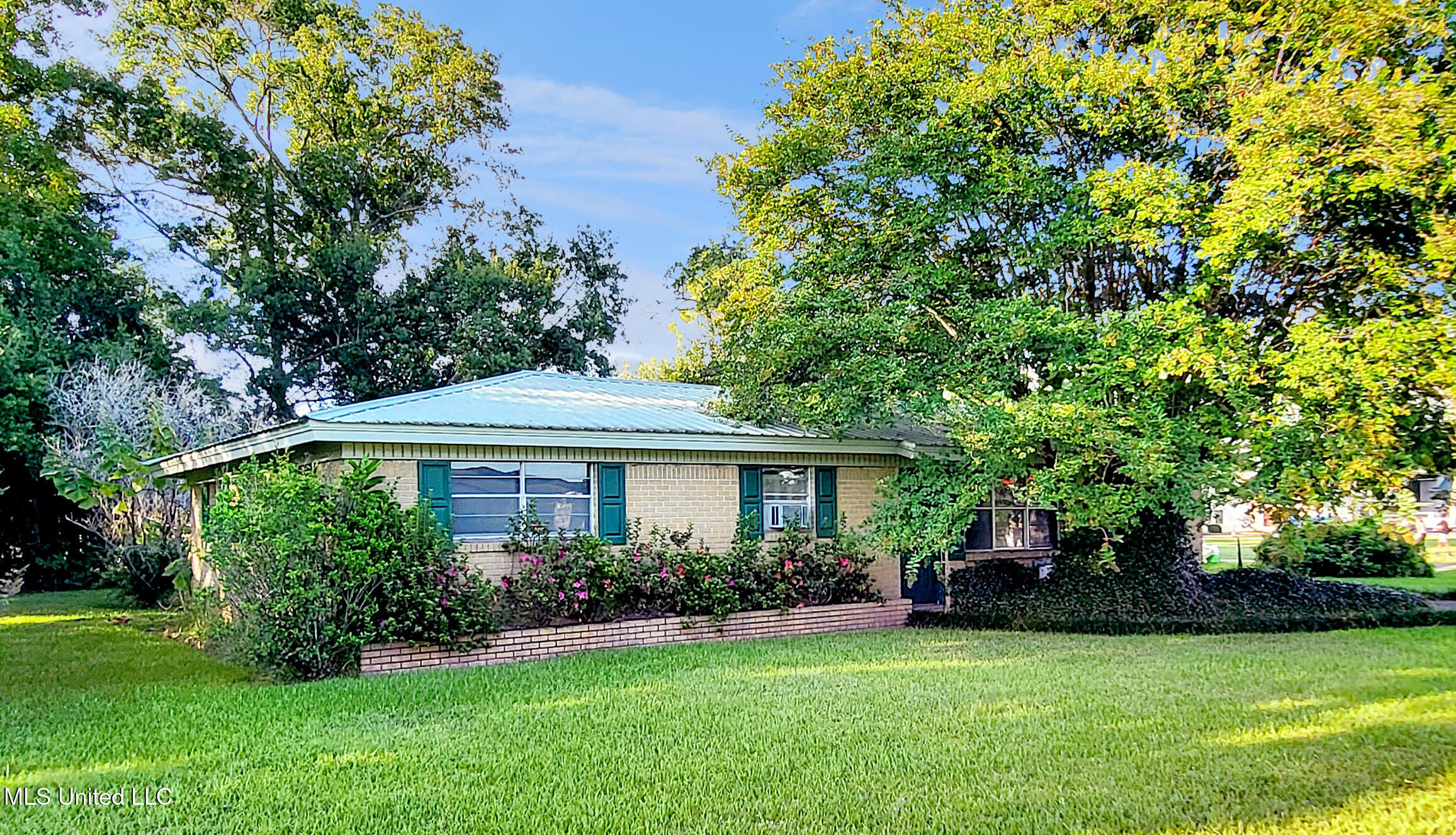 14224 Dedeaux Road Property Photo 1