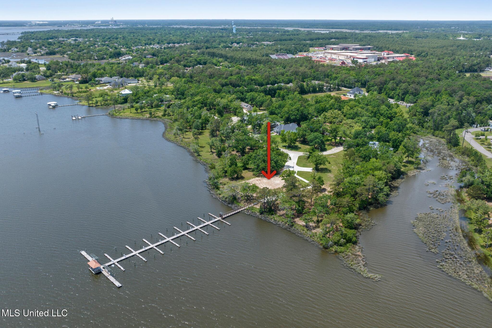 Savannah Estates Boulevard Property Photo 4