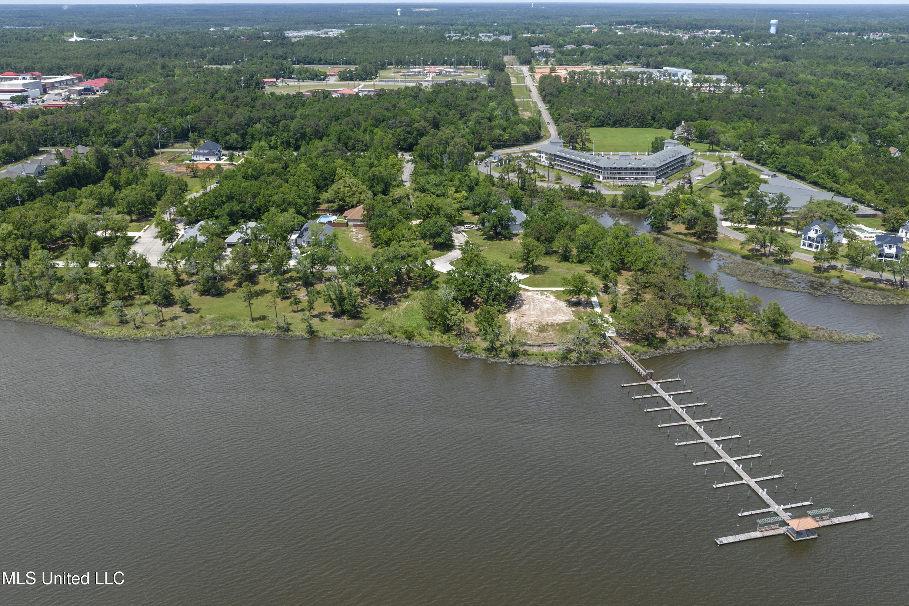 Savannah Estates Boulevard Property Photo 6
