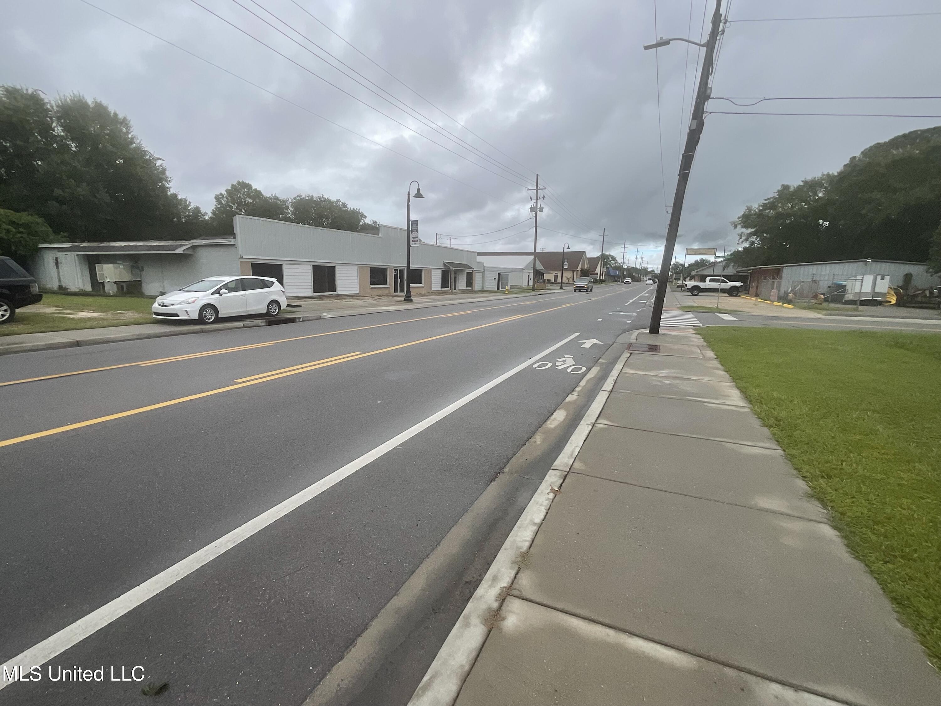 1201 Ingalls Avenue Property Photo 2