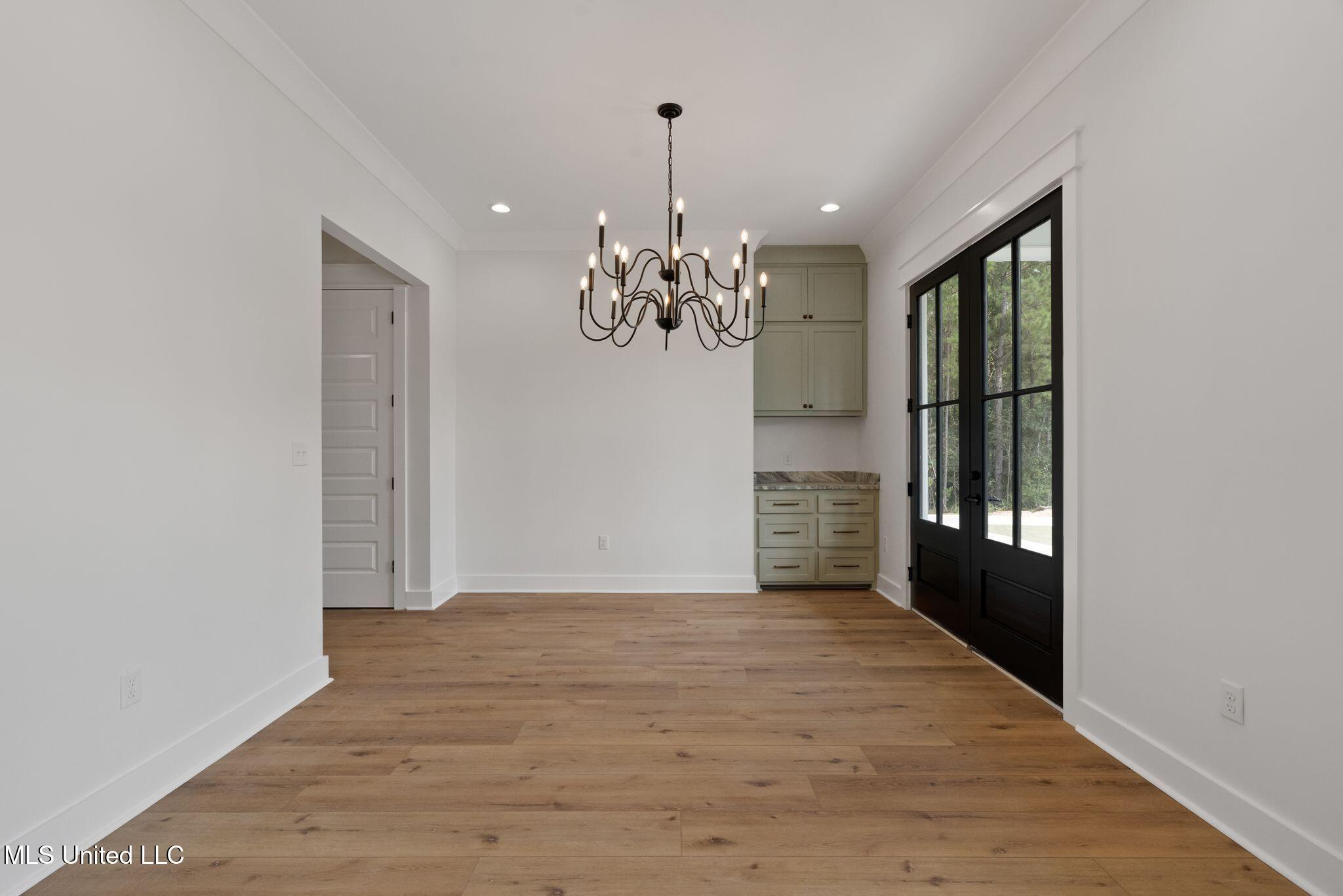 53 Pipestone Pass Property Photo 9