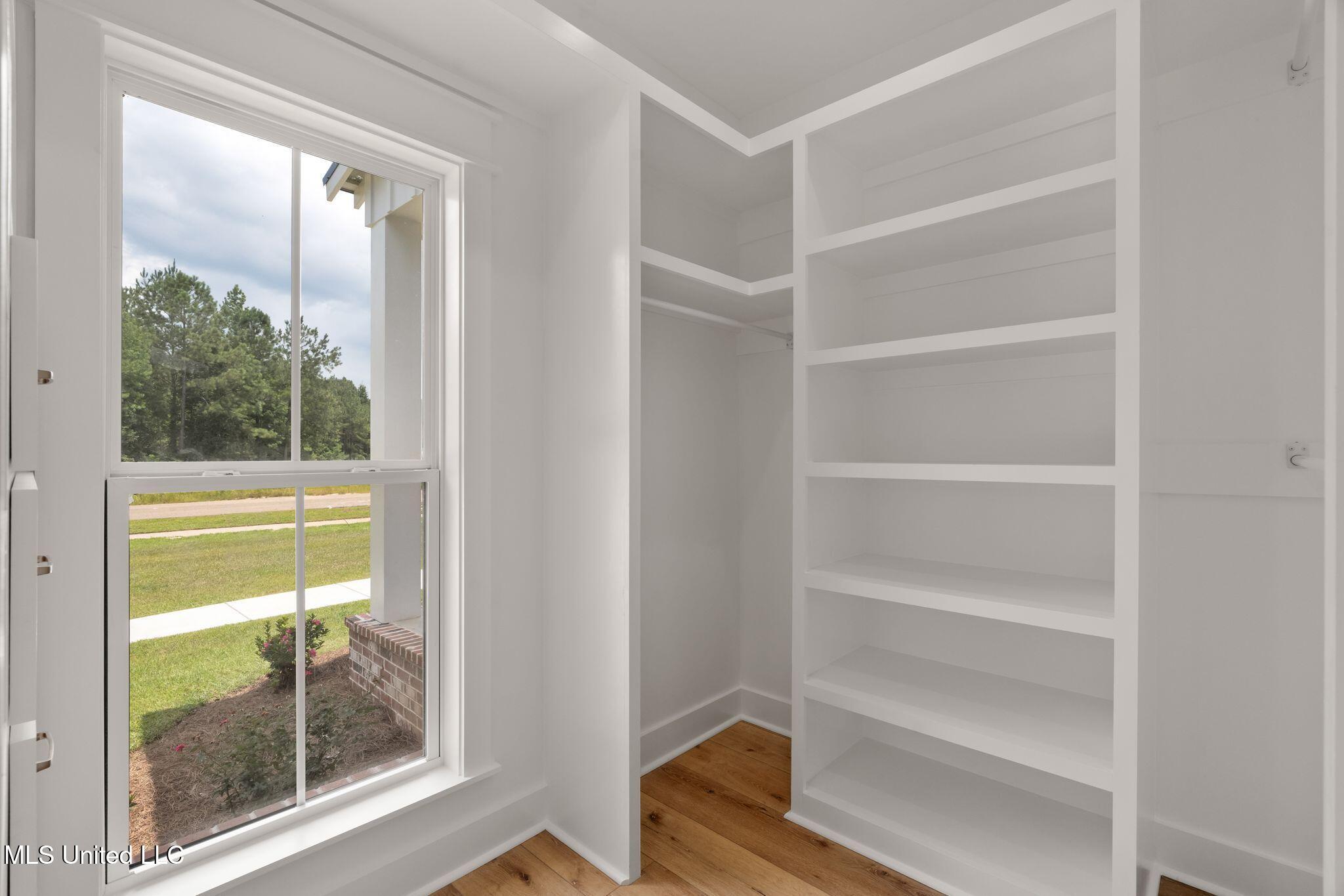 53 Pipestone Pass Property Photo 47