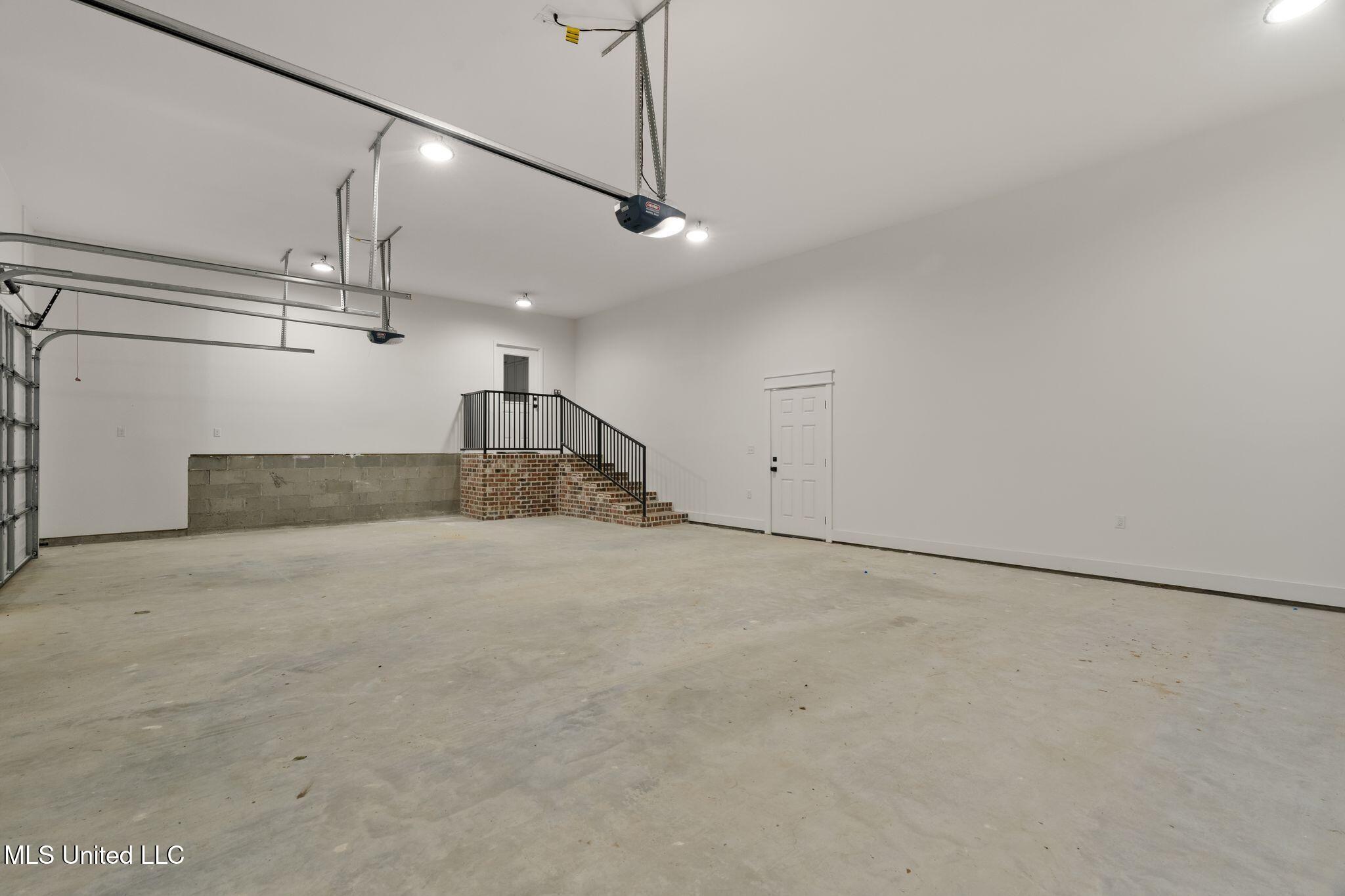 53 Pipestone Pass Property Photo 48