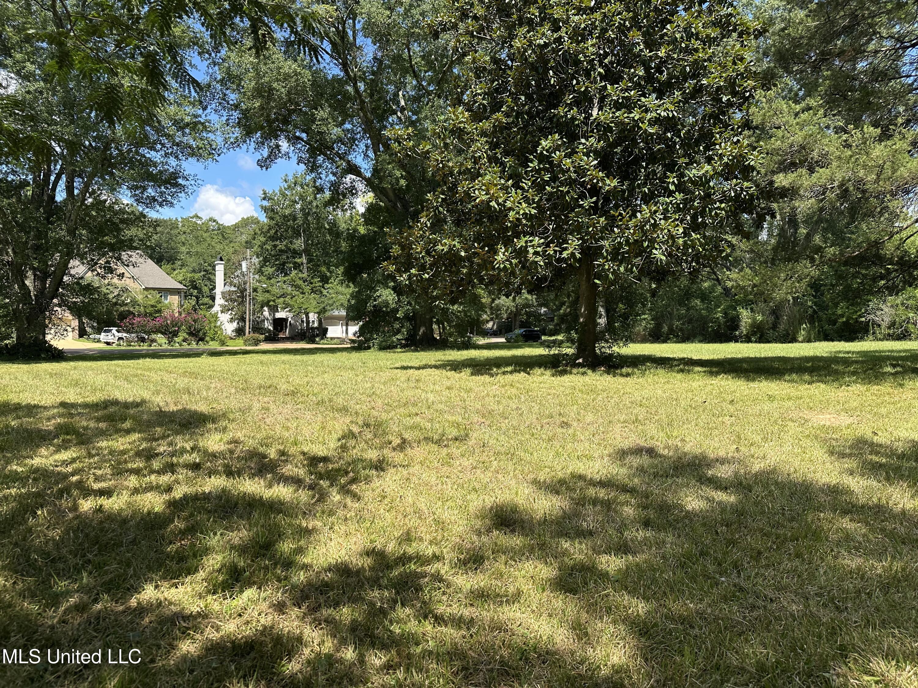 4638 Maurey Road Property Photo 3