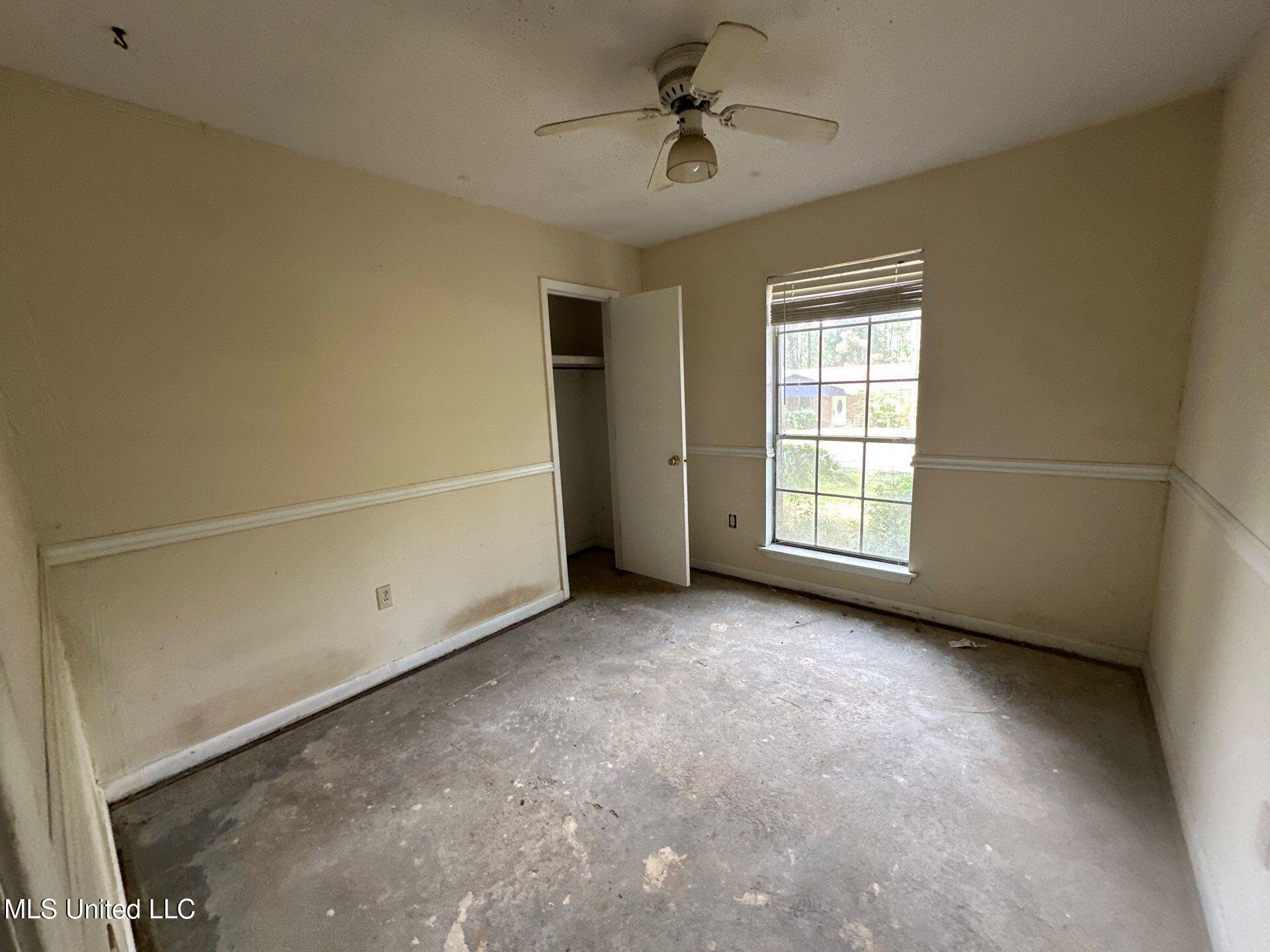 611 Chelsea Drive Property Photo 7