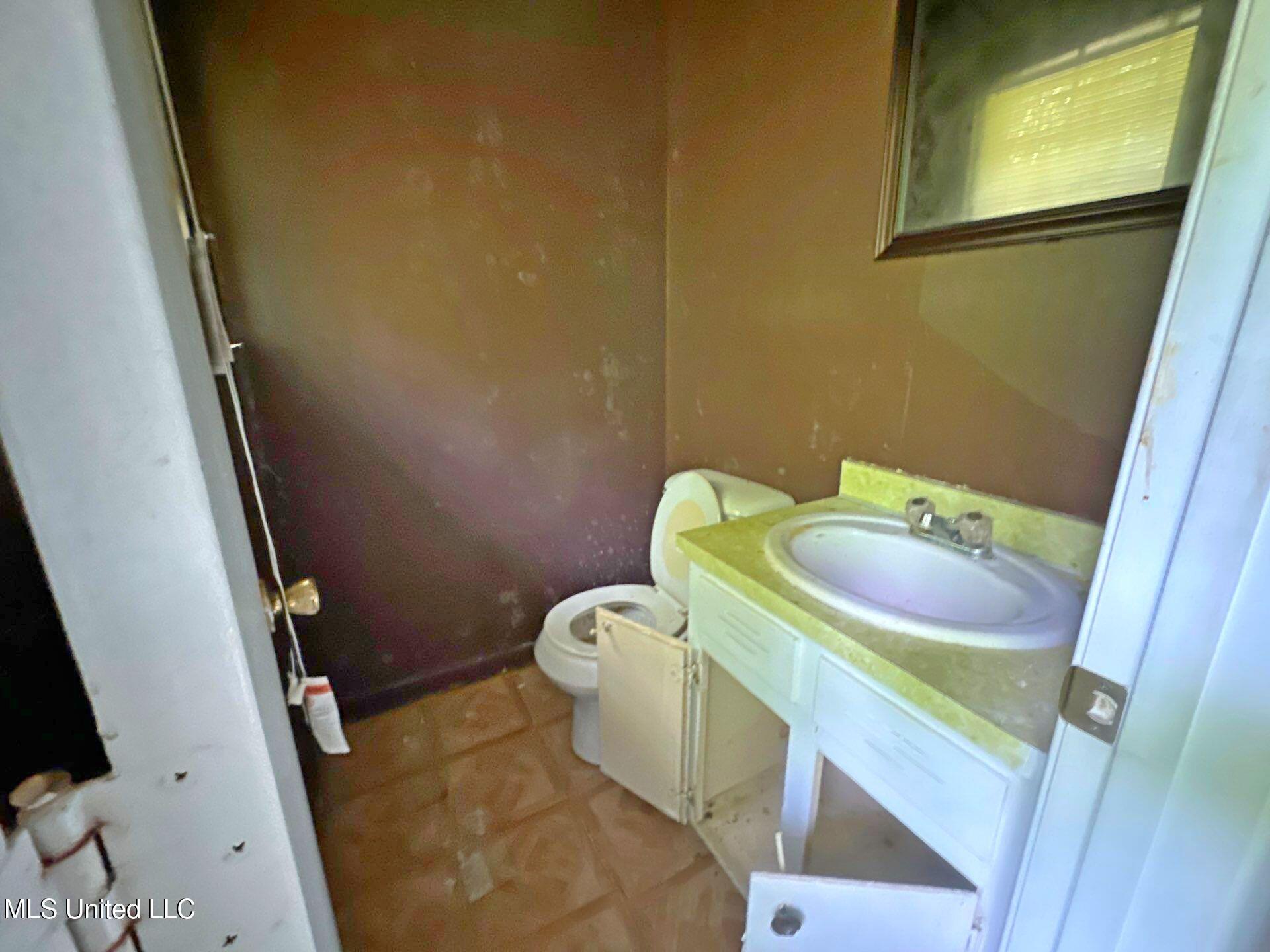 611 Chelsea Drive Property Photo 15