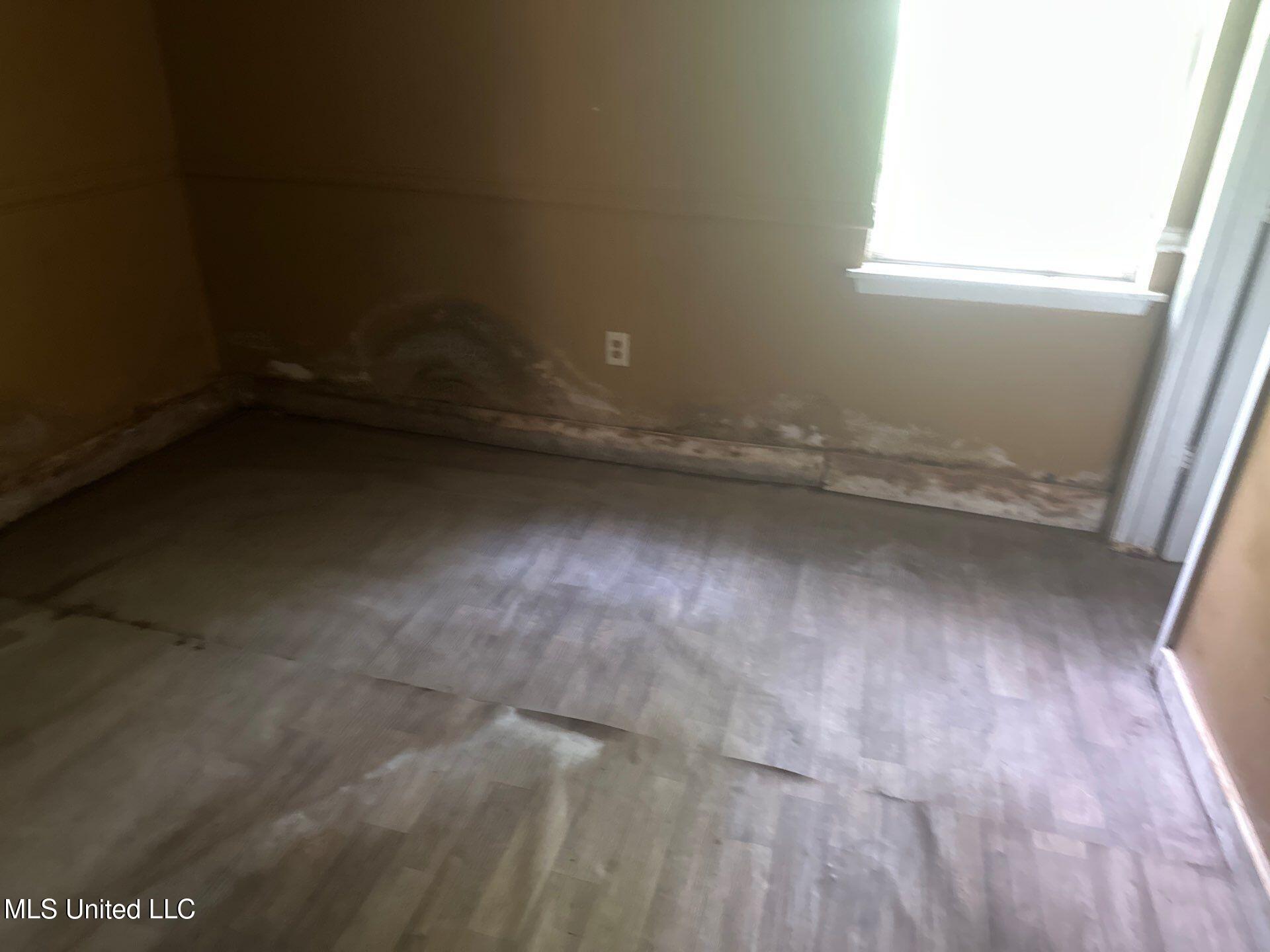 611 Chelsea Drive Property Photo 18