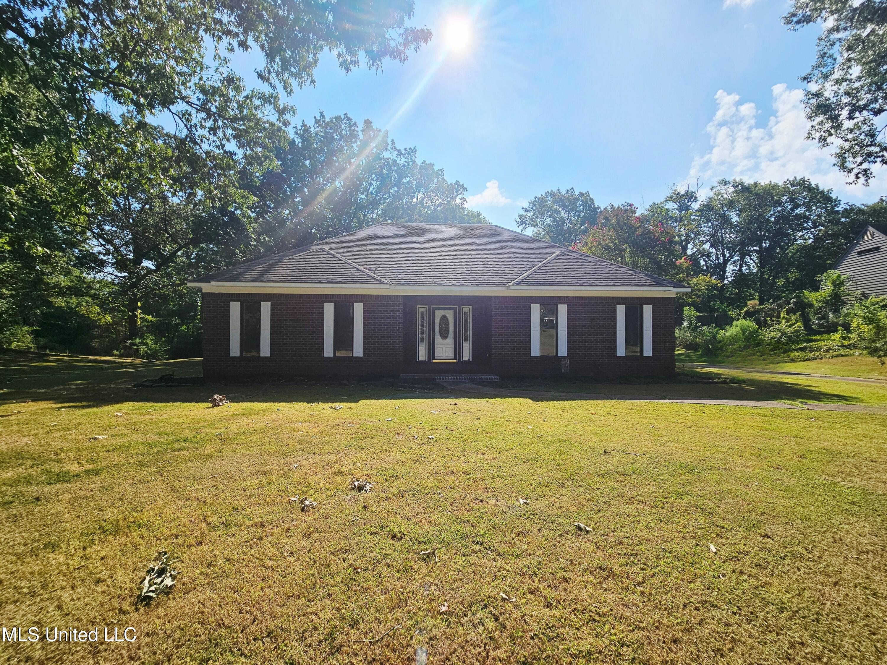 1580 Mt Pleasant Road Property Photo 1