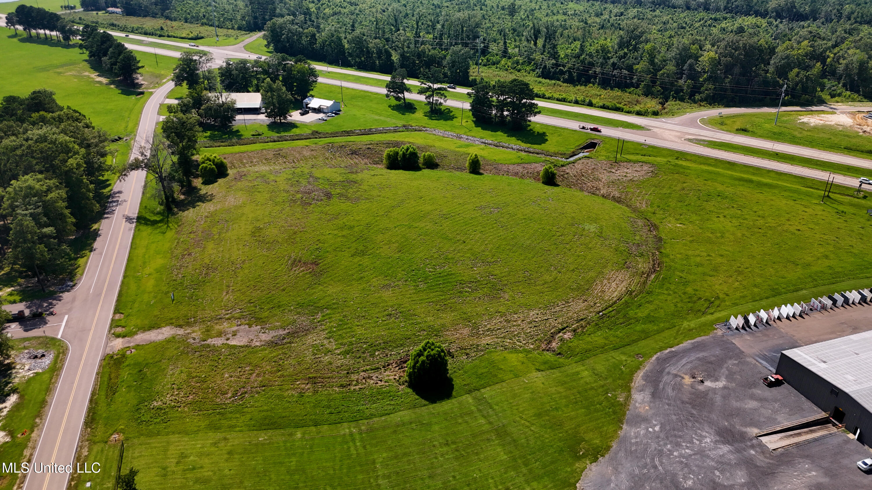 Marshall Road Property Photo 24