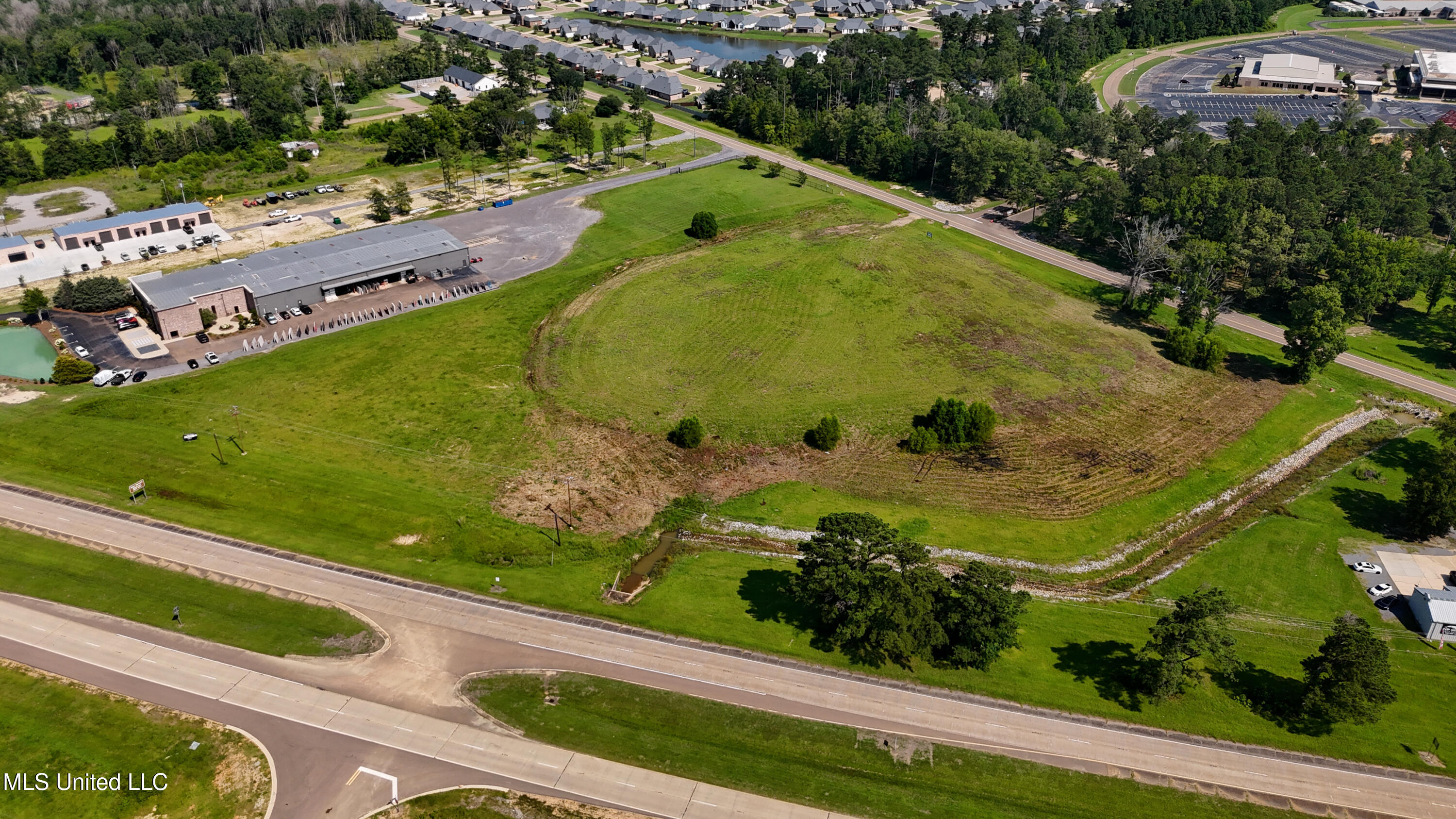 Marshall Road Property Photo 31