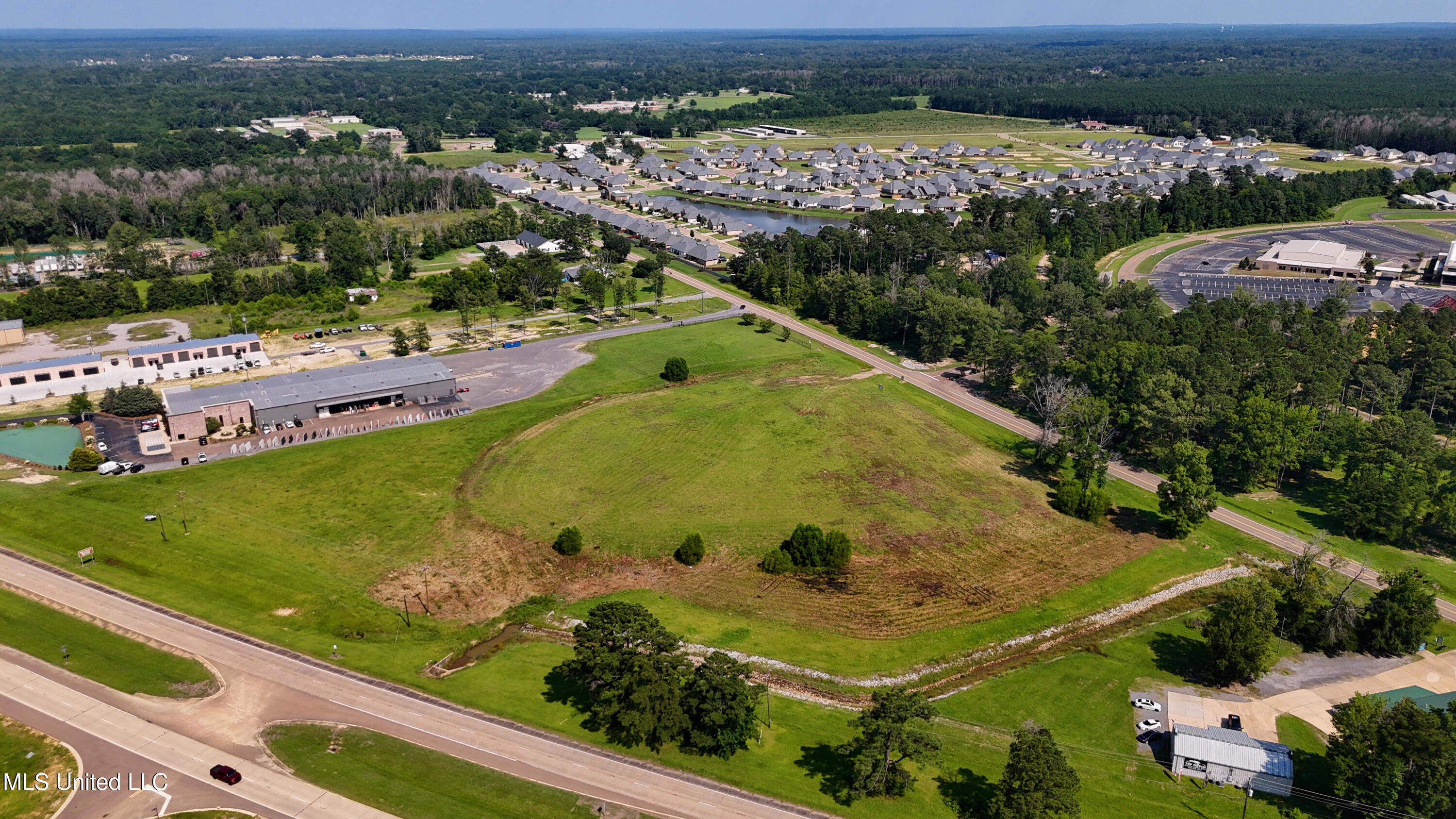 Marshall Road Property Photo 32