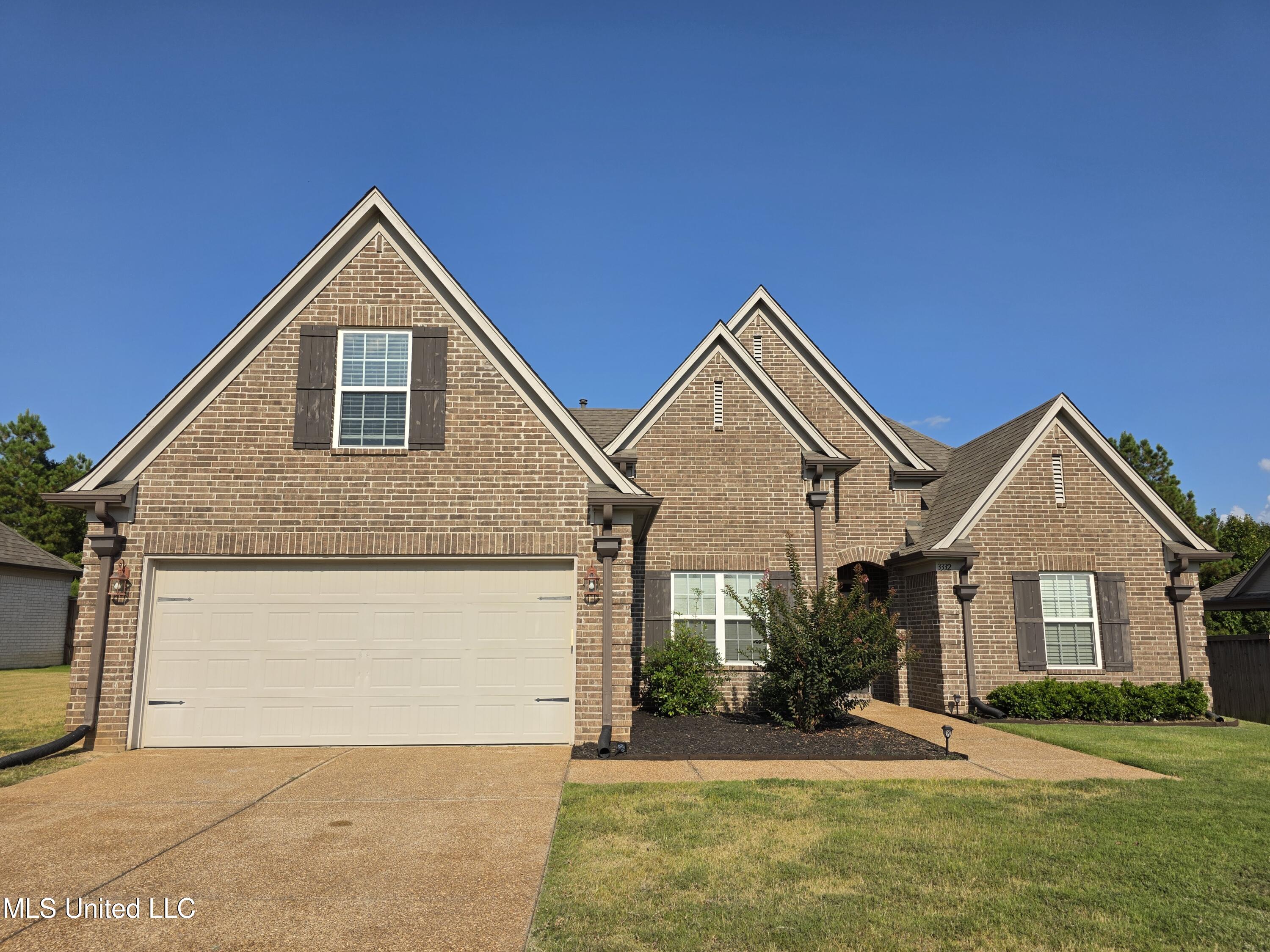 3332 Magnolia Bloom Drive Property Photo 1