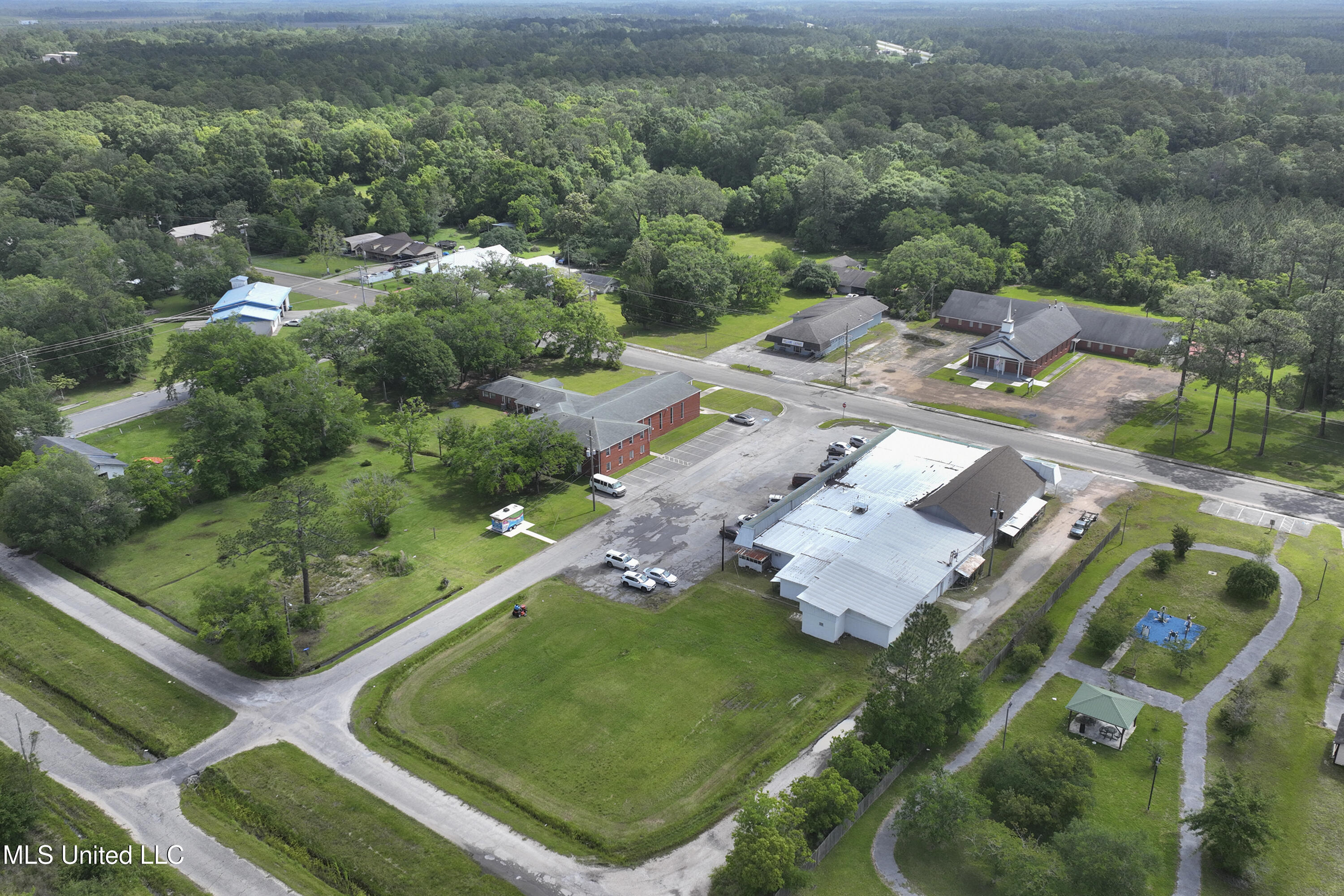 4125 Kreole Avenue Property Photo 32