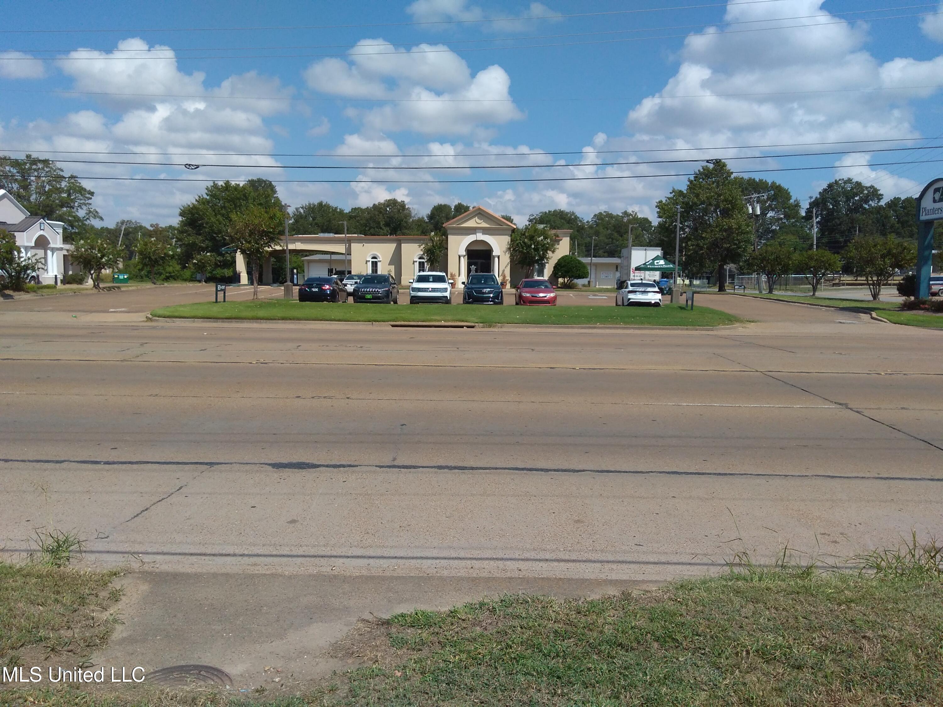 E 82 Highway Property Photo 8