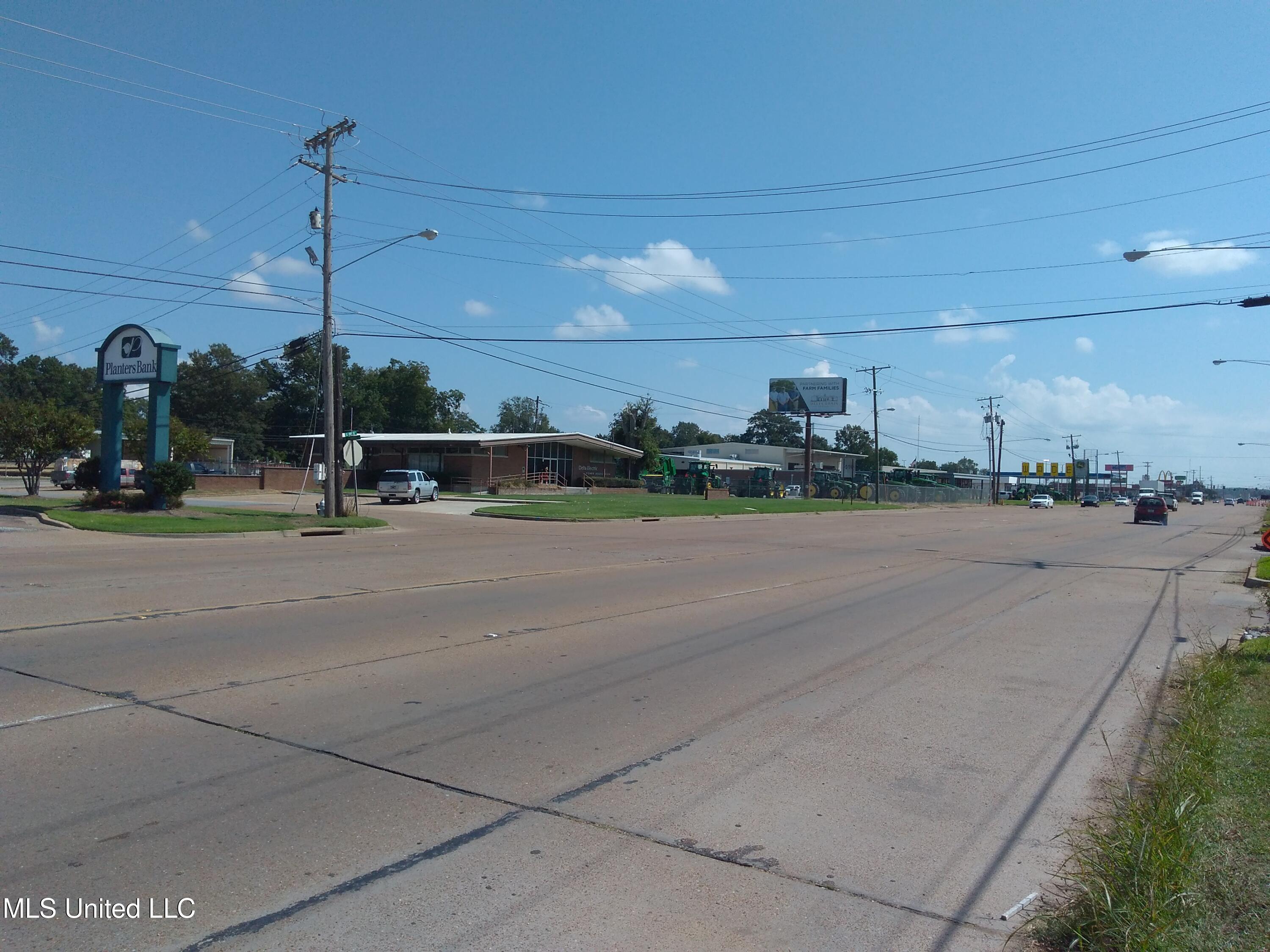 E 82 Highway Property Photo 10