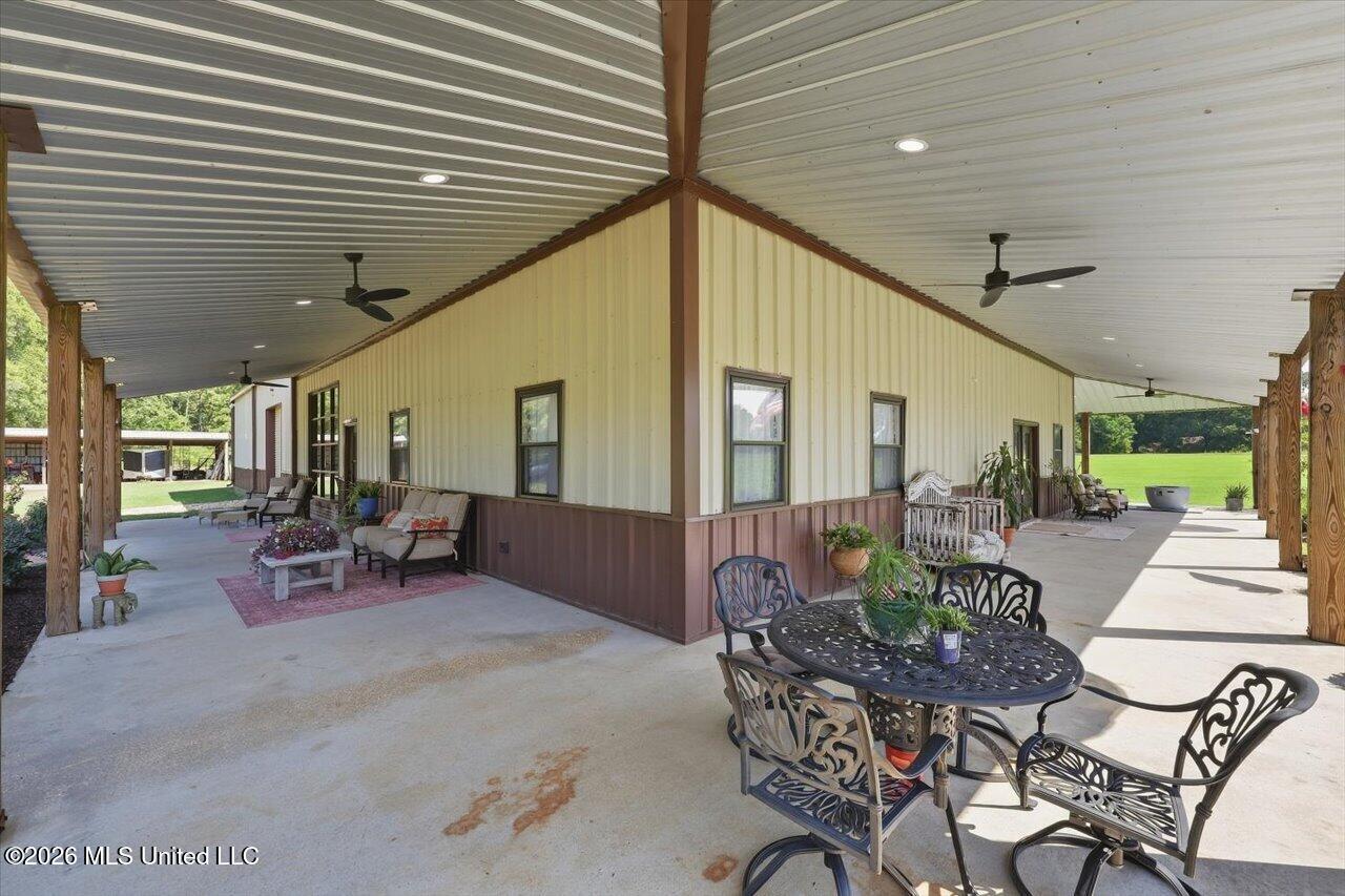 120 Anse Reed Road Property Photo 7