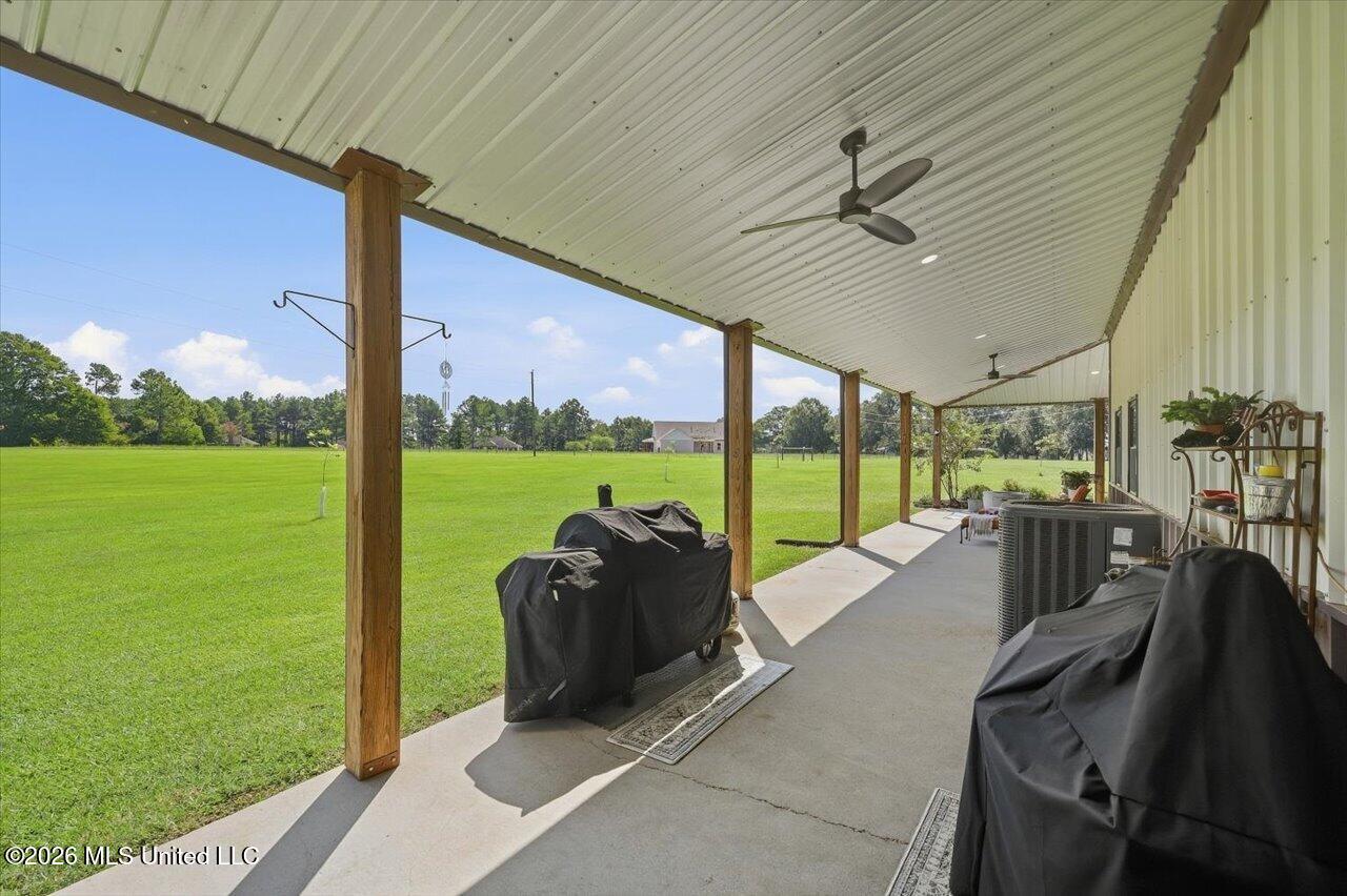 120 Anse Reed Road Property Photo 8