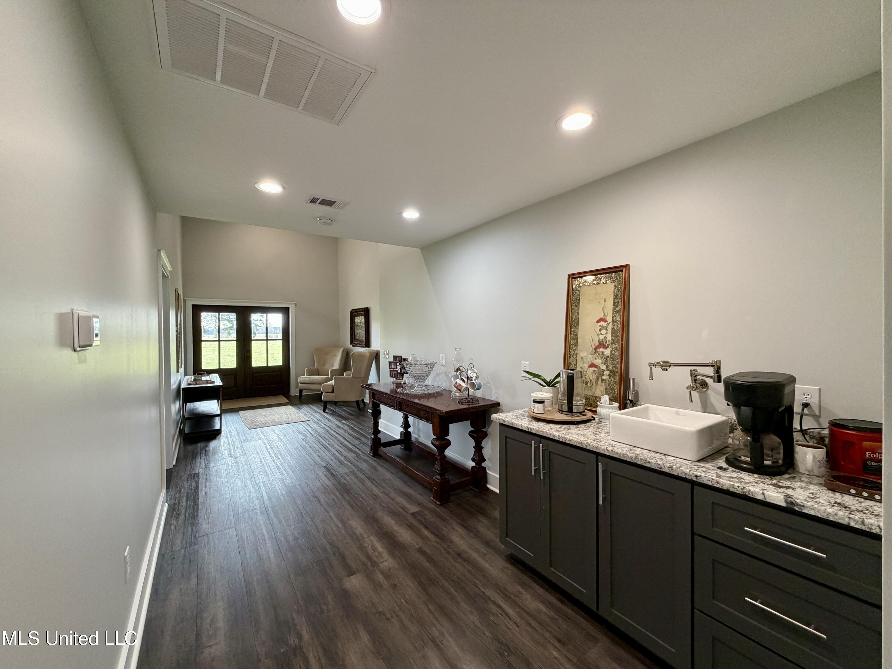 120 Anse Reed Road Property Photo 28