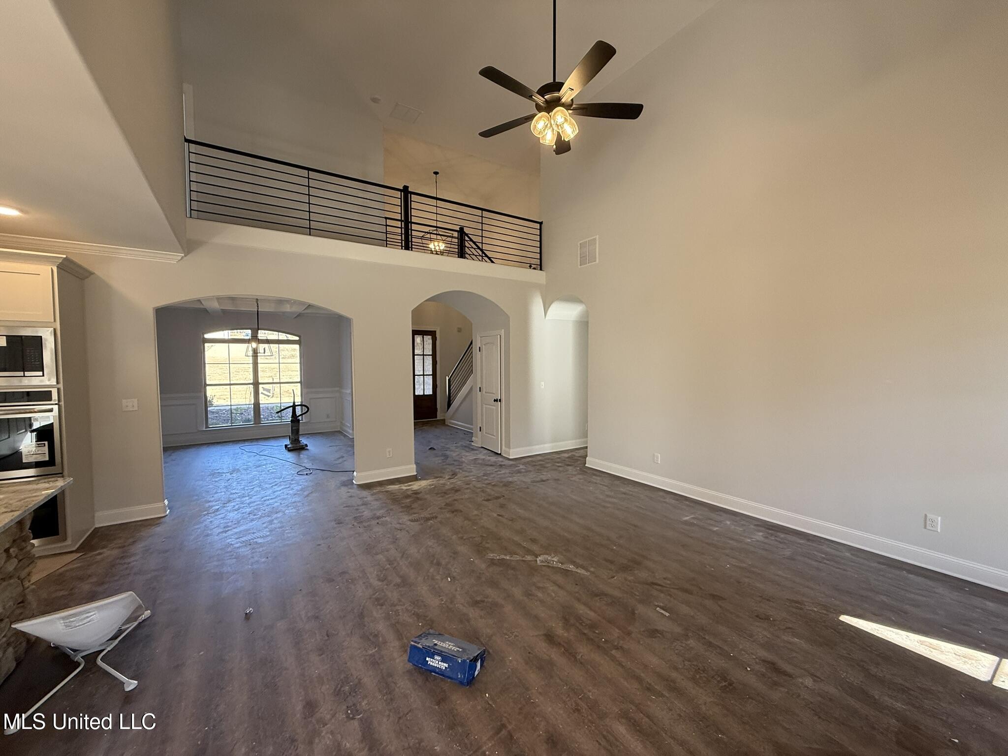 427 Poplar Lane Property Photo 6