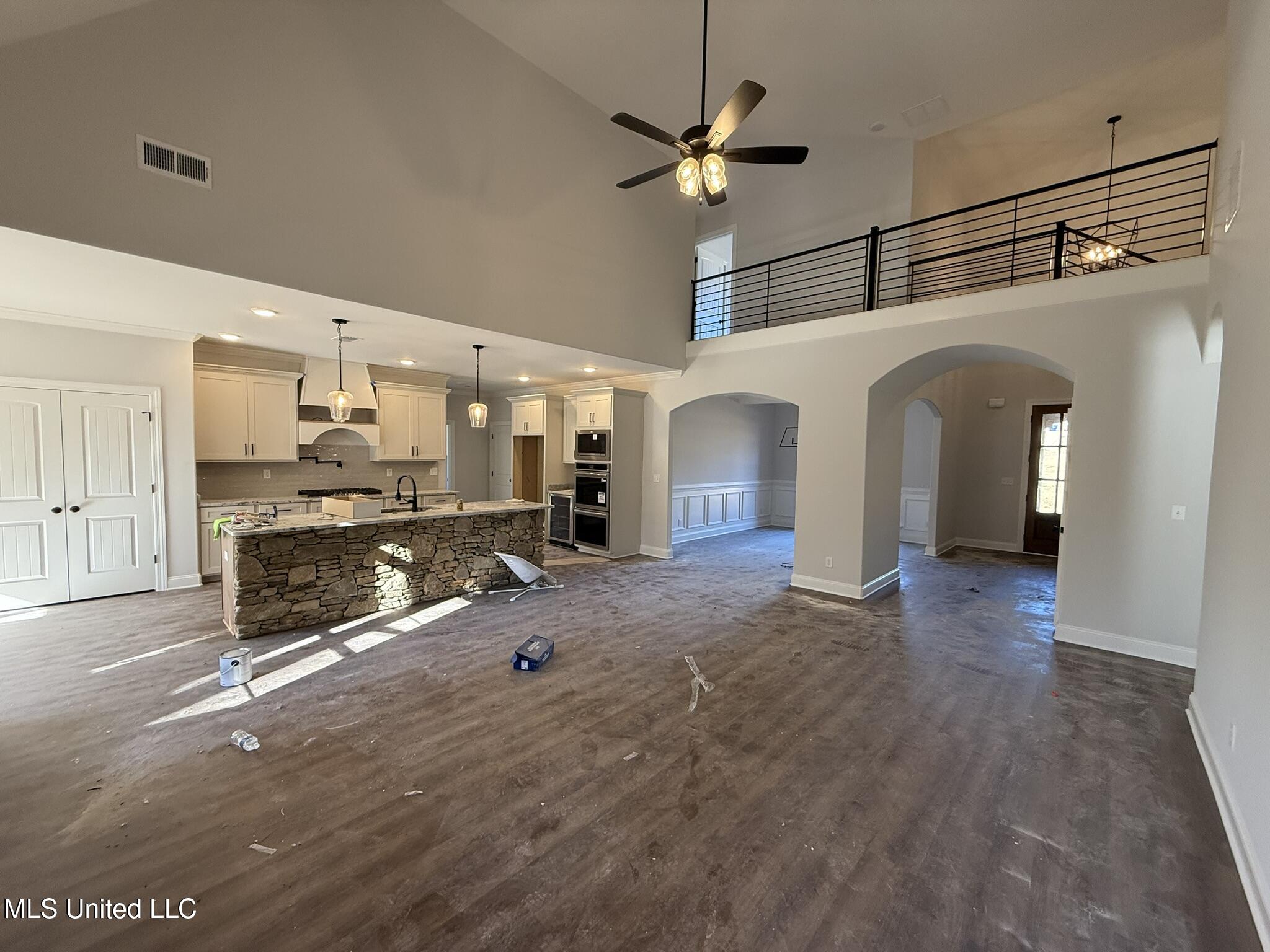 427 Poplar Lane Property Photo 7