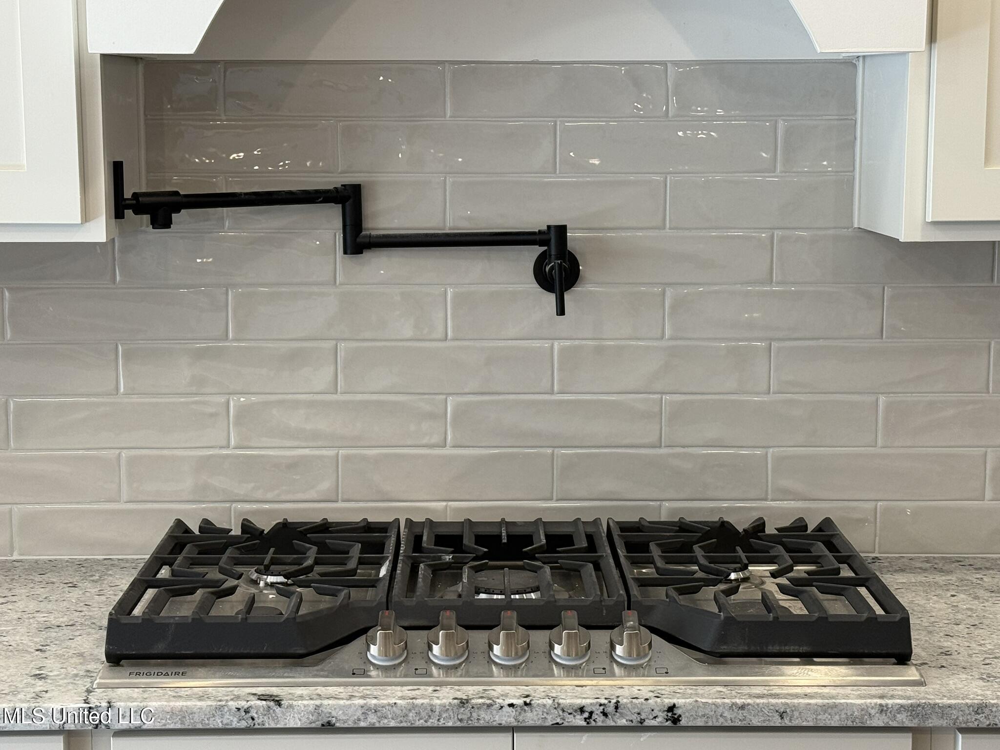 427 Poplar Lane Property Photo 11