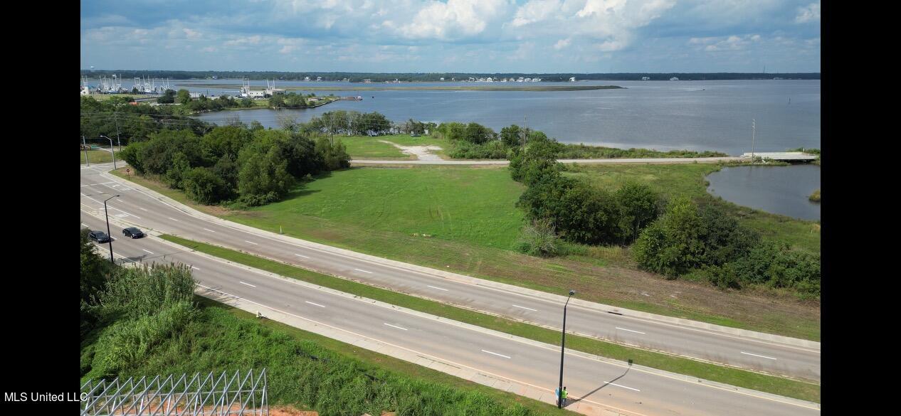 458 Back Bay Boulevard Property Photo 1