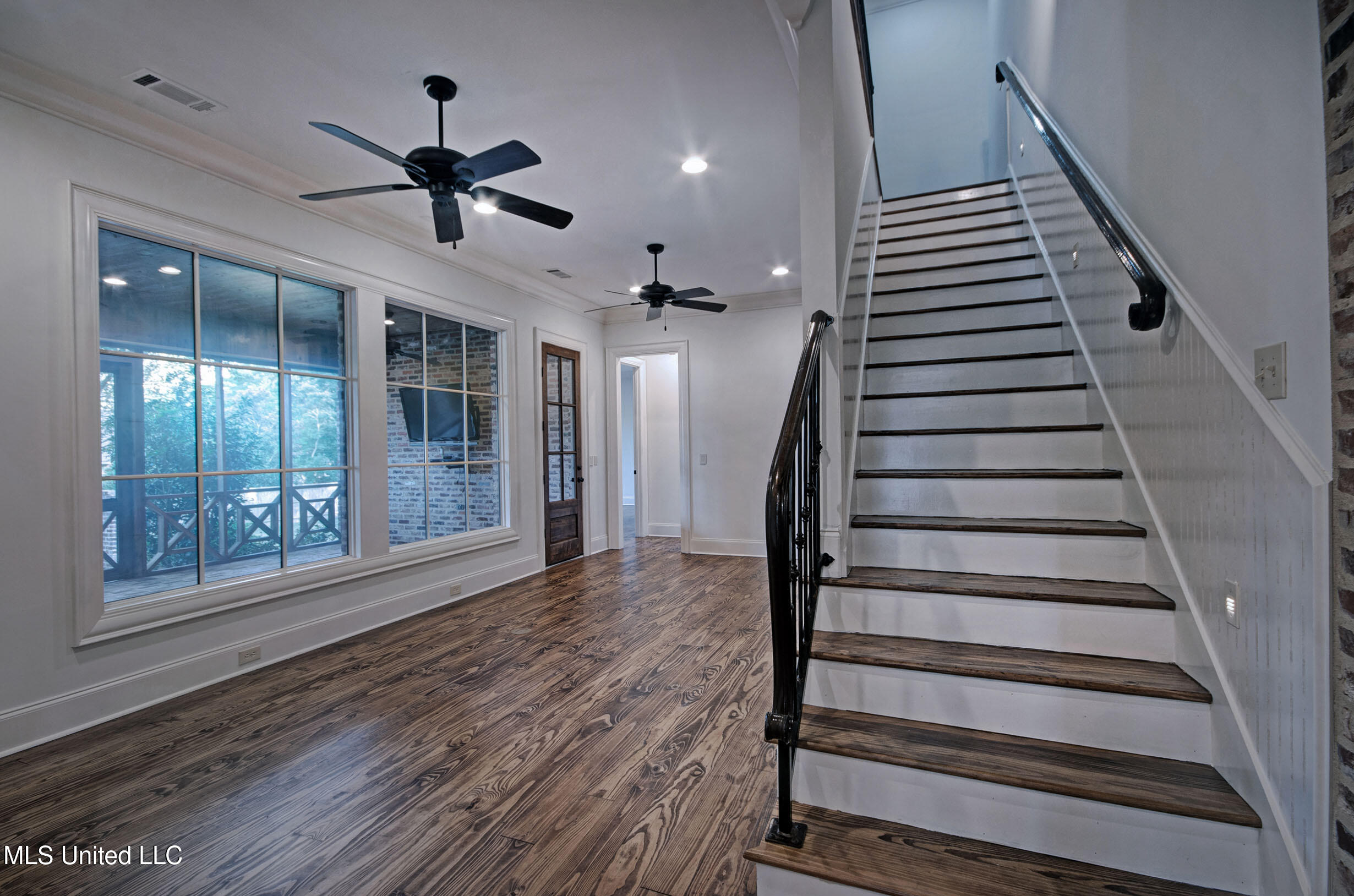 222 Honours Drive Property Photo 17