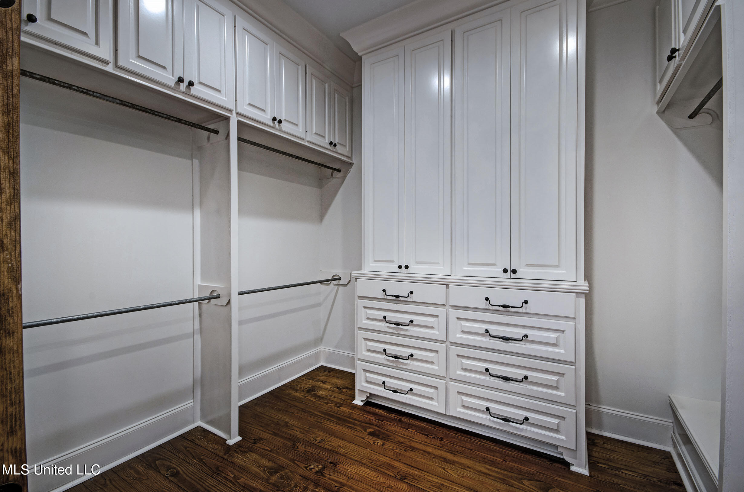 222 Honours Drive Property Photo 24